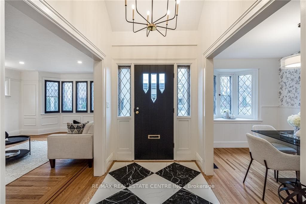 111 Lake Avenue Drive photo 3