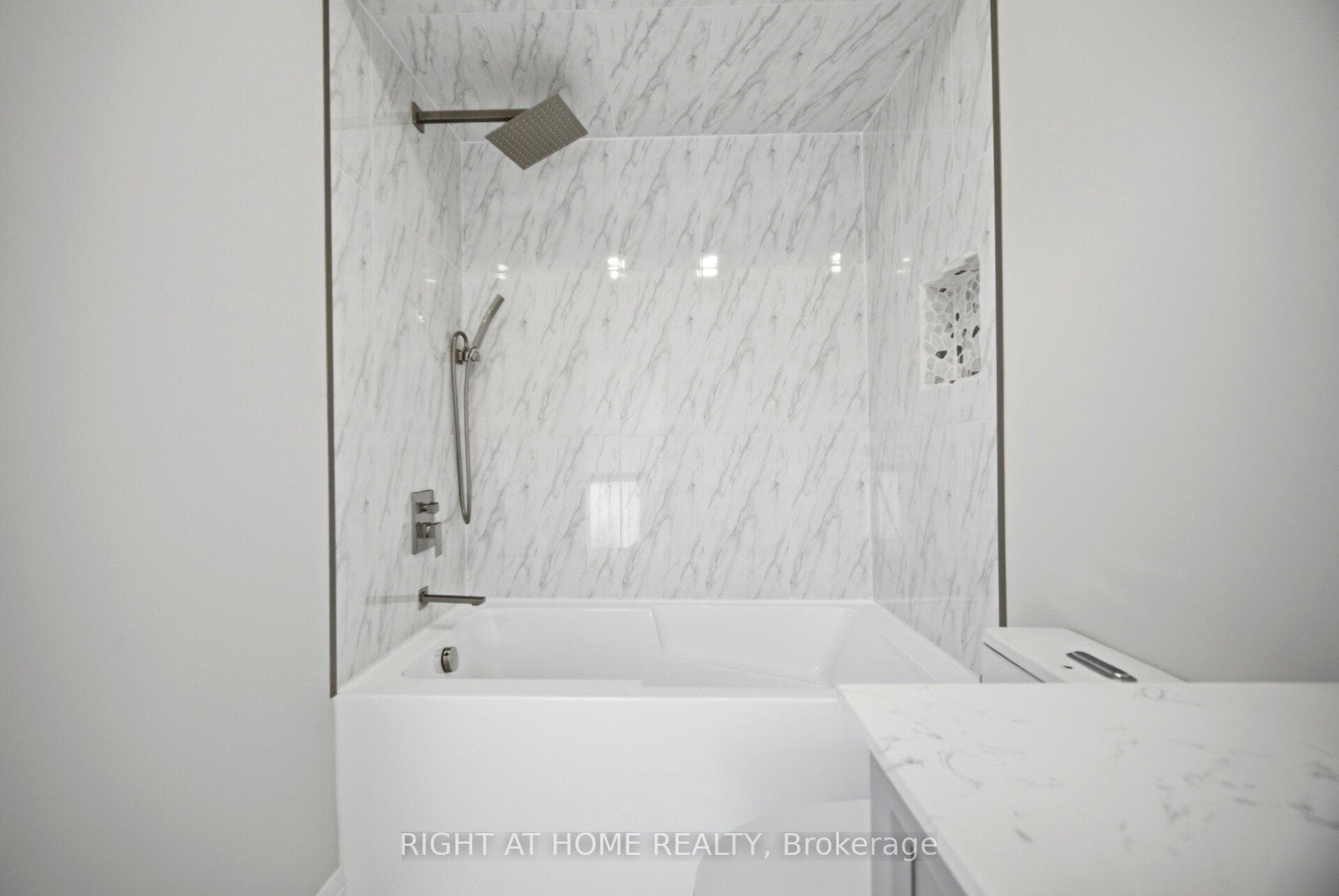 24 REID Drive Unit 8 photo 42