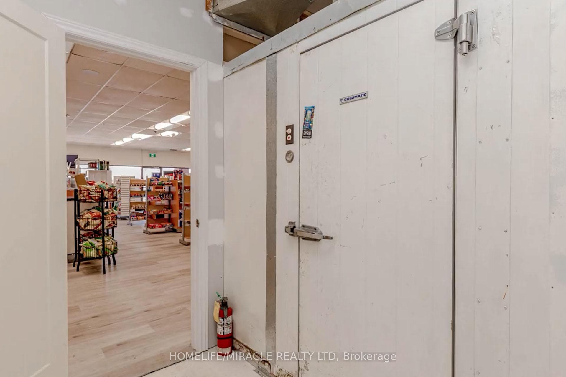 30 Glamis Road Unit 7 photo 39