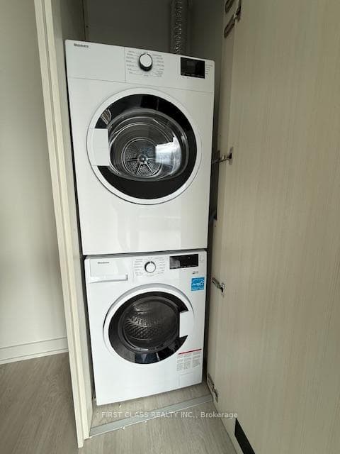 1 QUARRINGTON Lane Unit 2604 photo 15