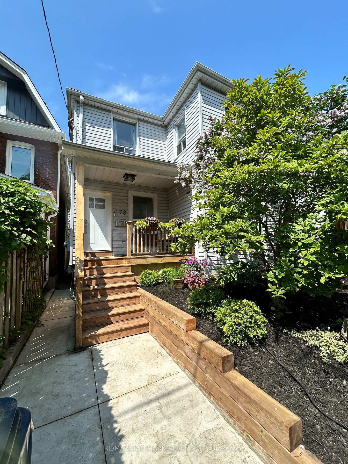 178 Golfview Avenue photo 1