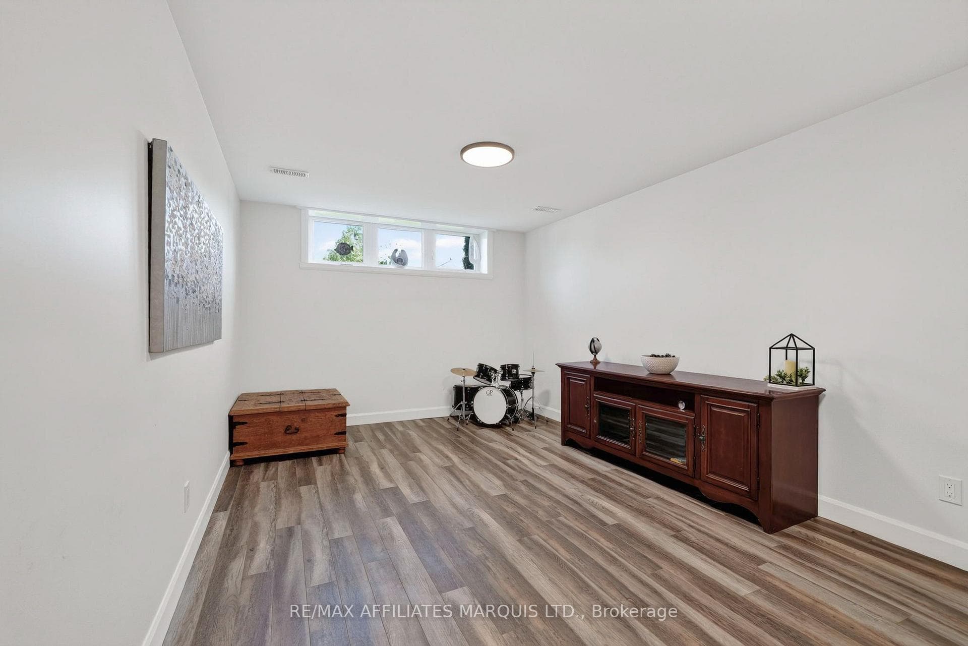 183 Emily Jade Crescent photo 26