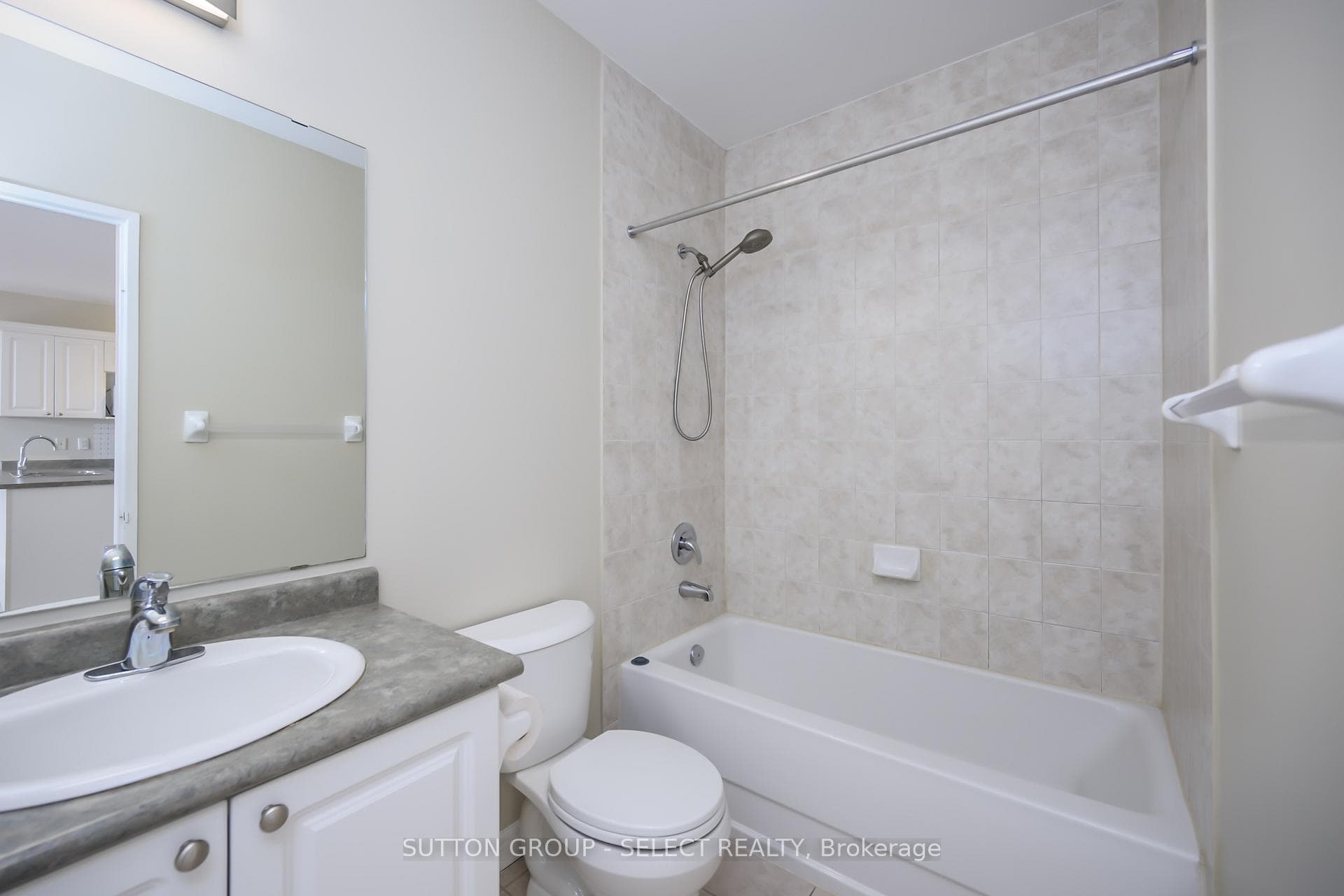 353 Commissioners Road Unit 511 photo 22