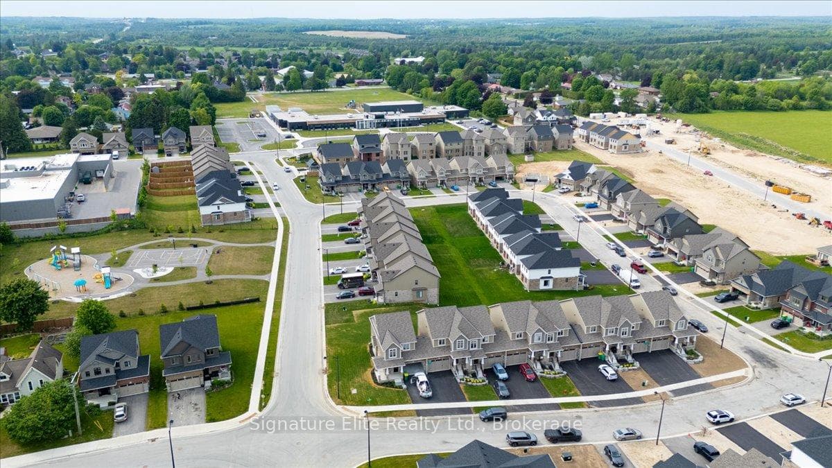 68 Uplands Drive photo 49