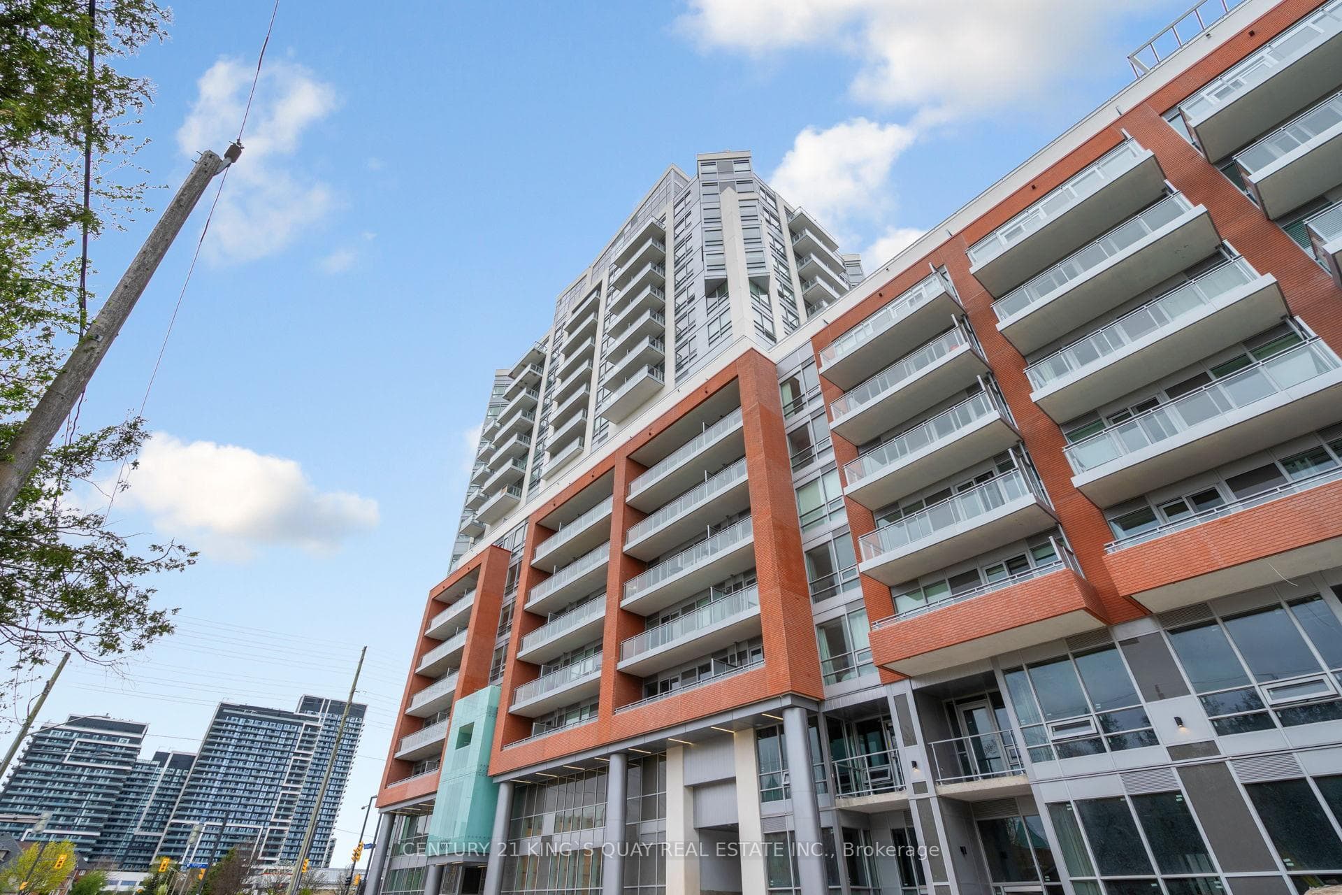 8888 Yonge Street Unit 1104 photo 4