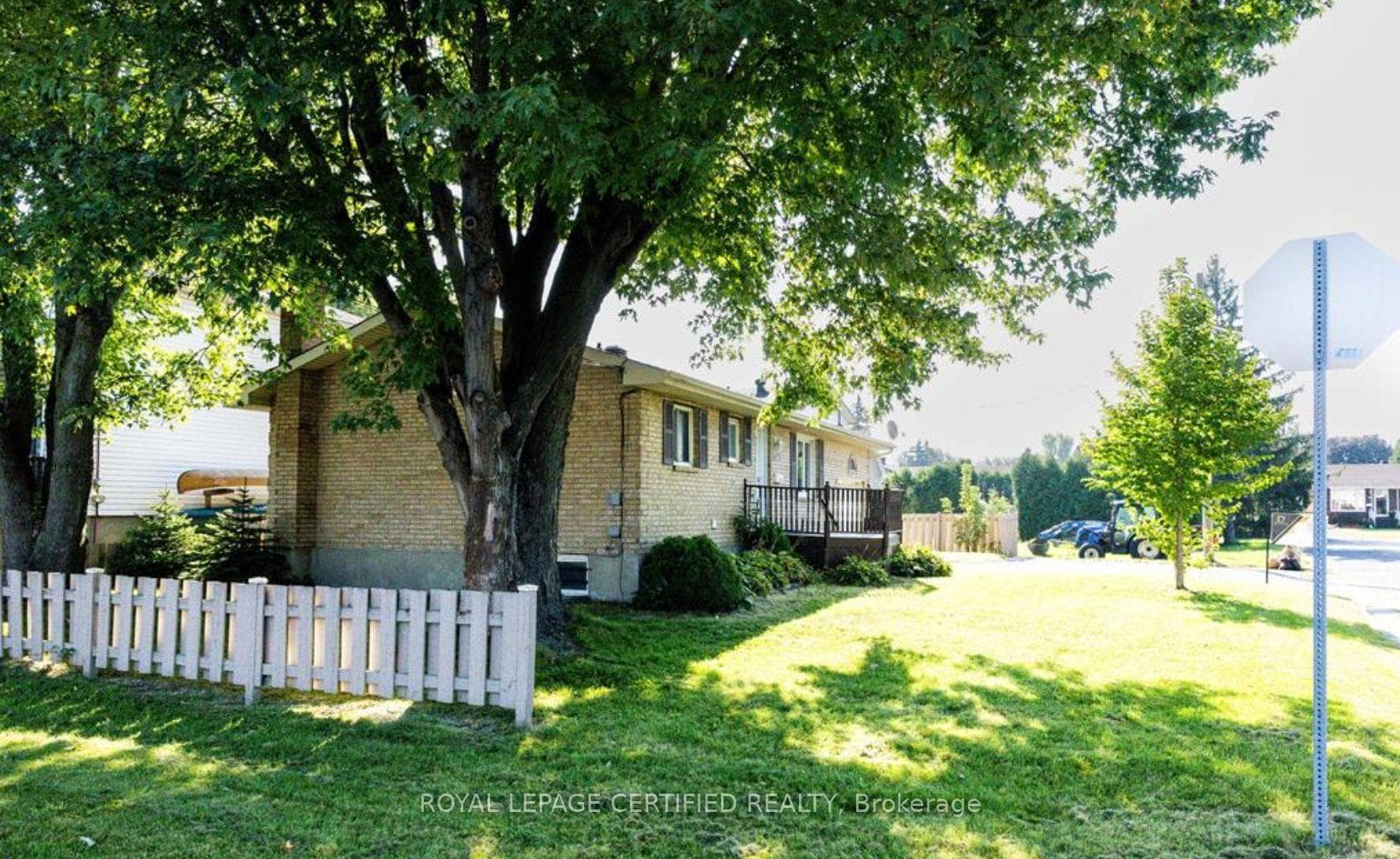 1089 ROY Avenue photo 24