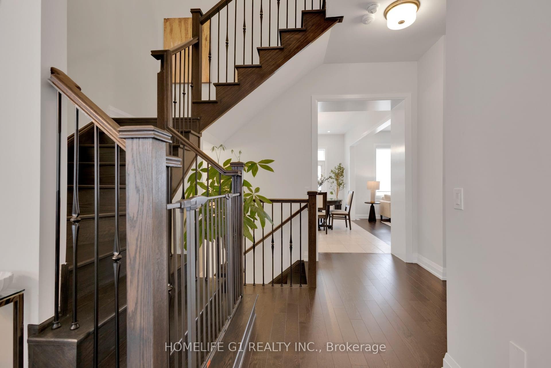 4044 Channing Crescent photo 9