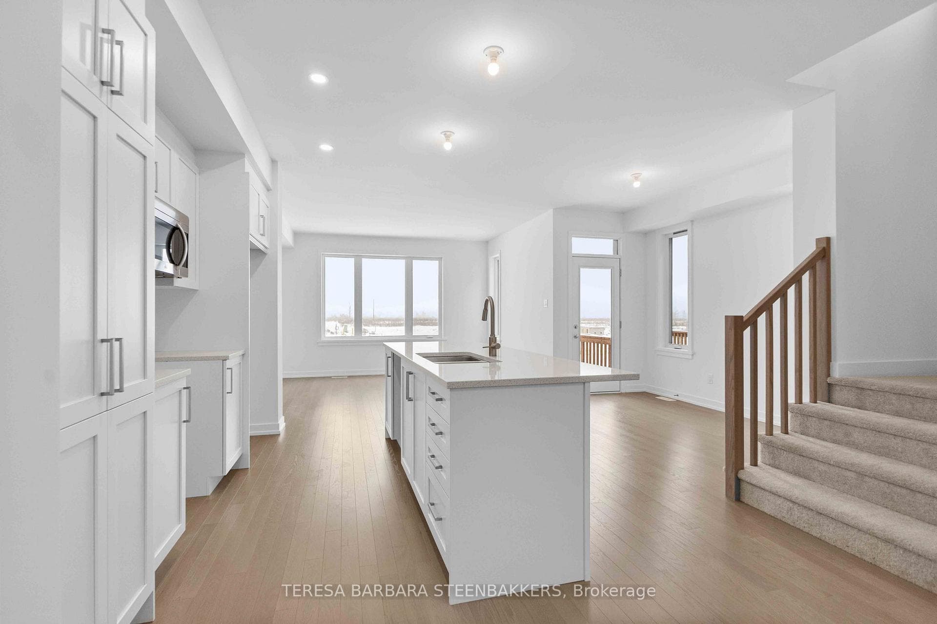 1063 Acoustic Way photo 17