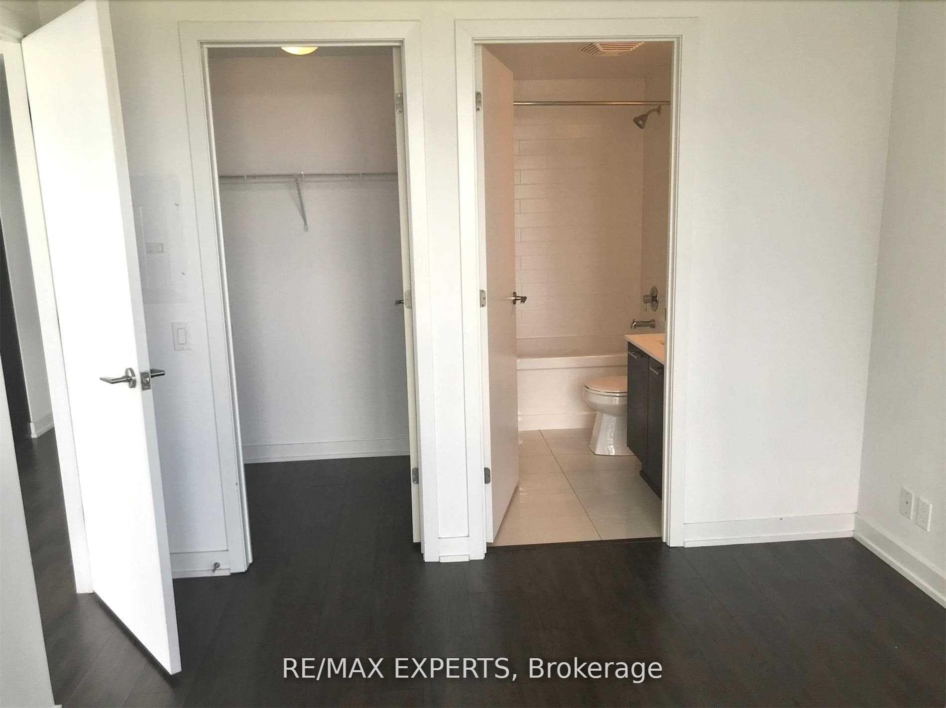 2200 Lake Shore Boulevard Unit 1809 photo 3