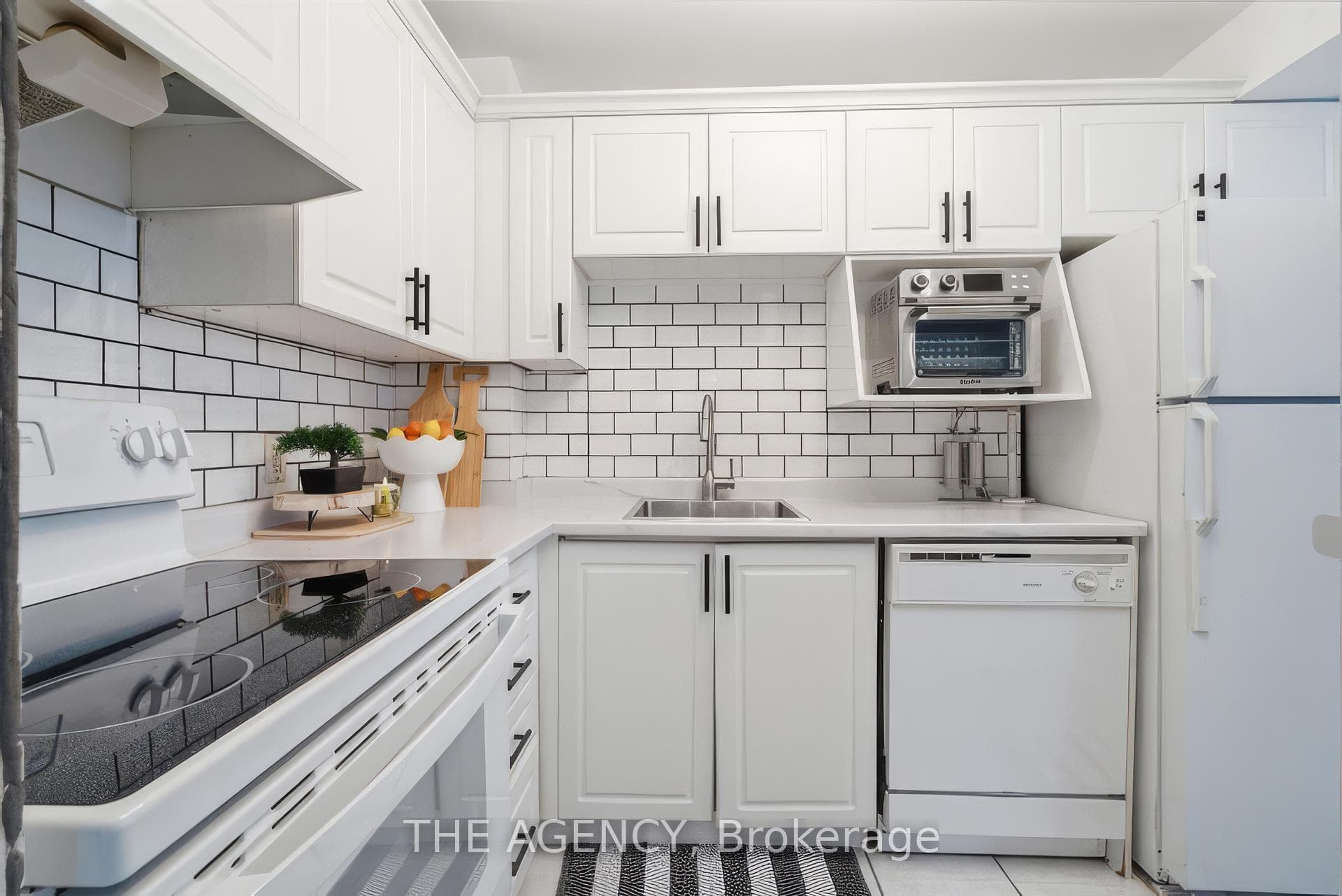 640 Grey Street Unit 206 photo 7