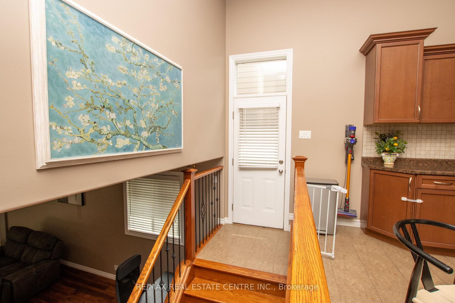 2878 Devon Road photo 20