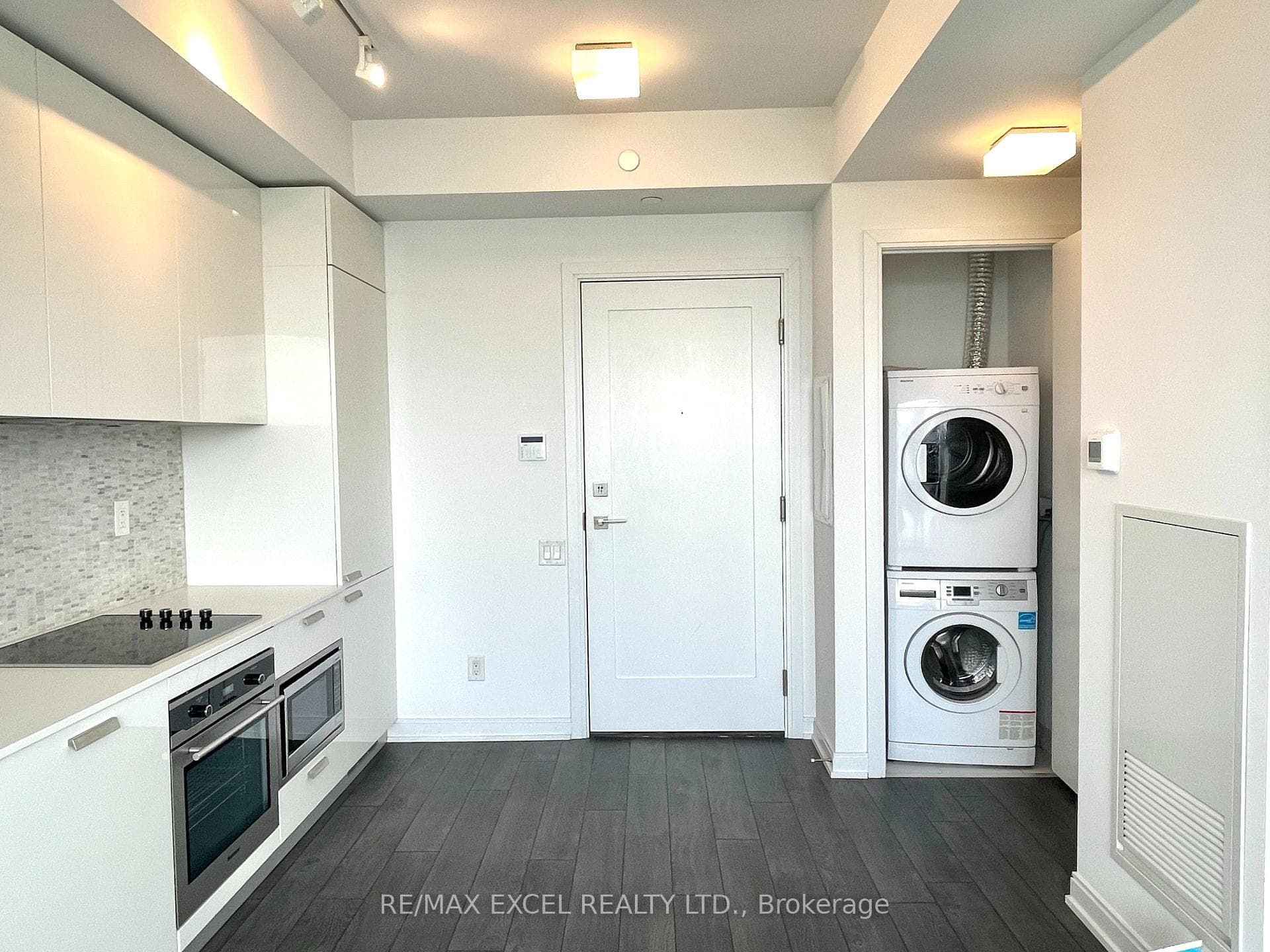 50 Charles Street Unit 4010 photo 8