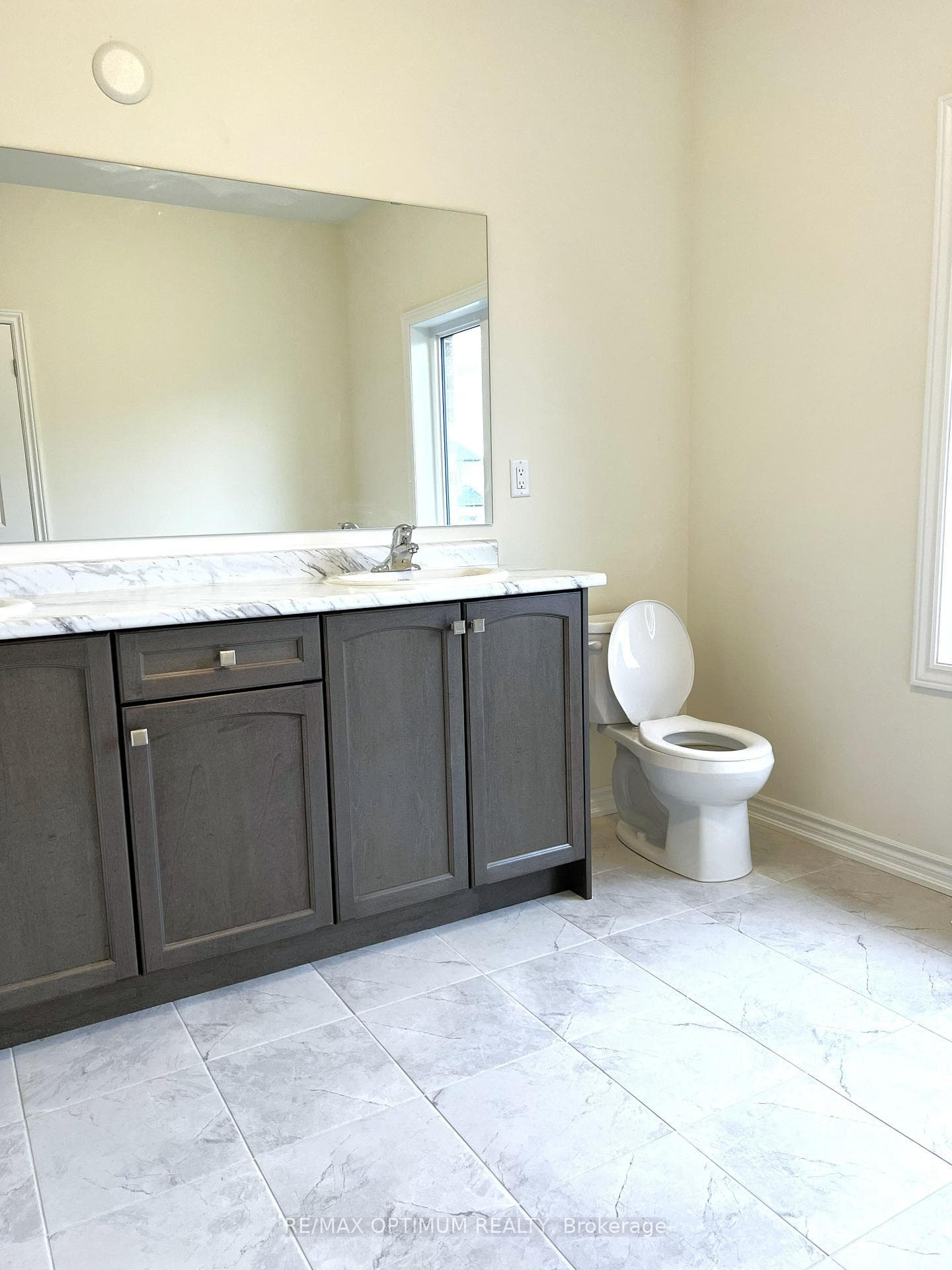 3 Armilia Place photo 15