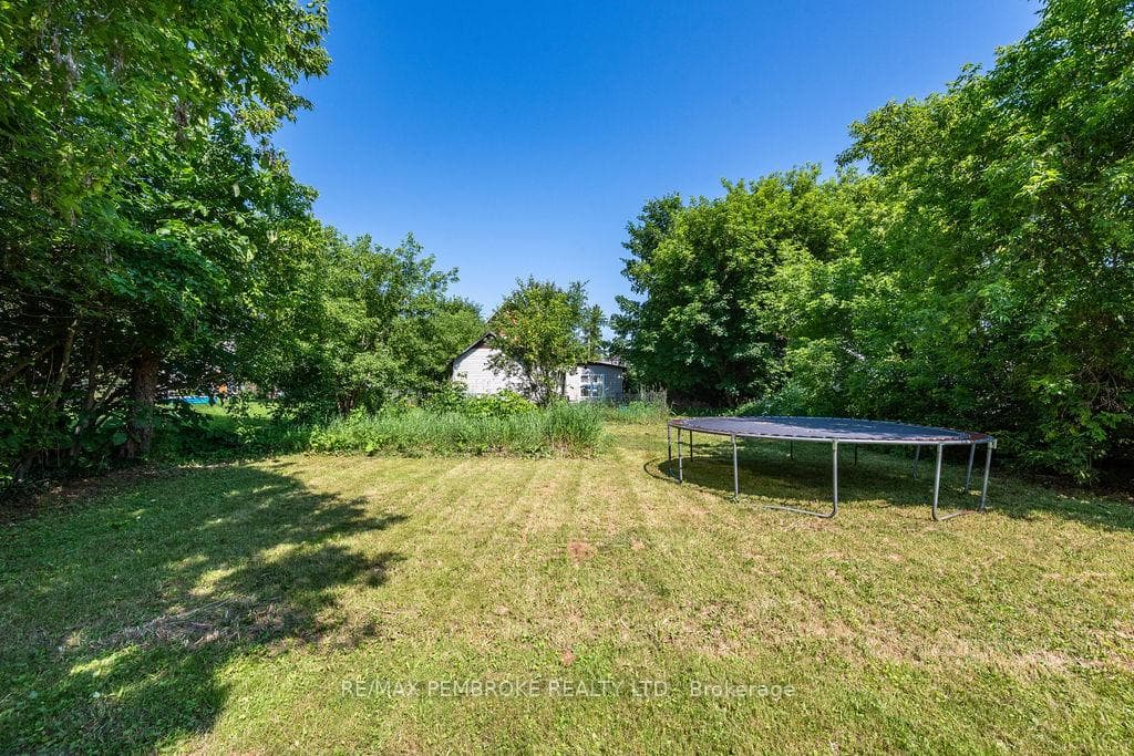 459 Somerset Street photo 26
