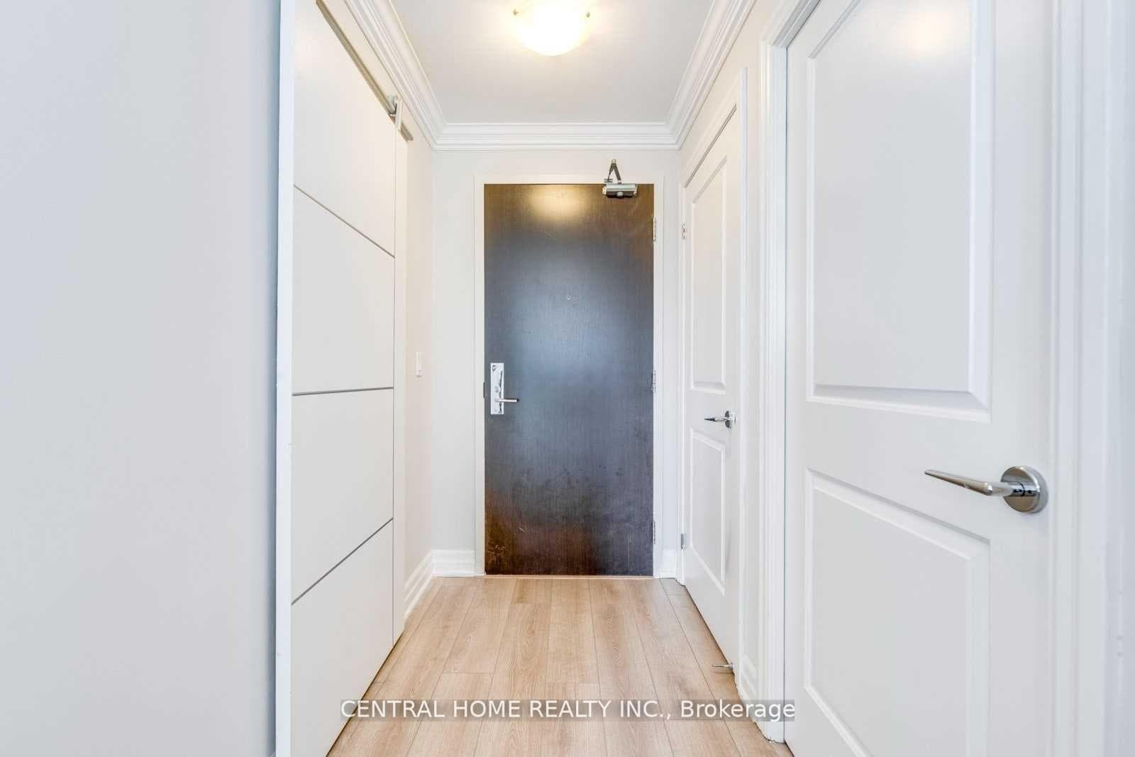 8130 Birchmount Road Unit 905 photo 4