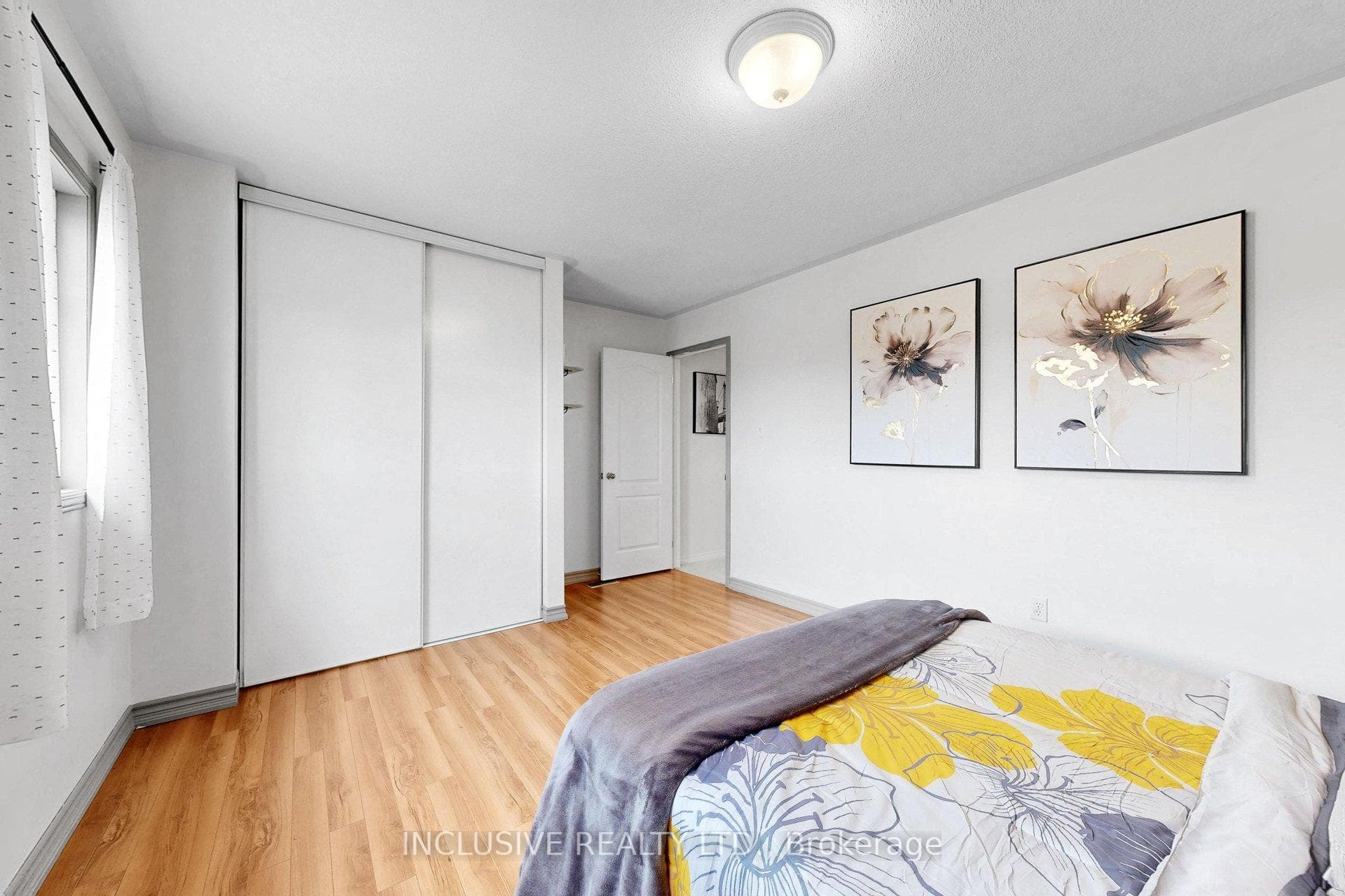 649 Trailview Drive photo 32