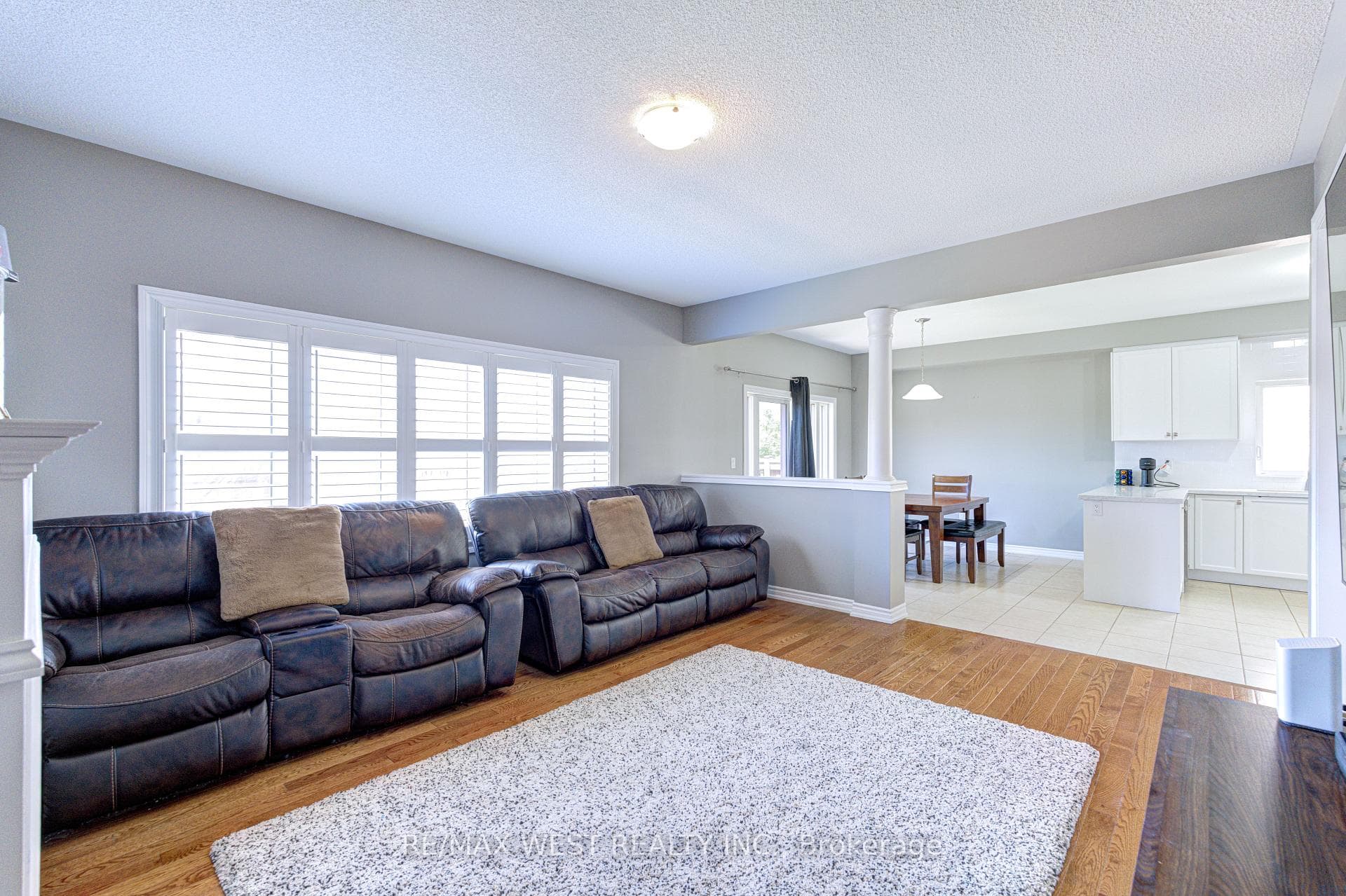 108 Decarolis Crescent photo 16