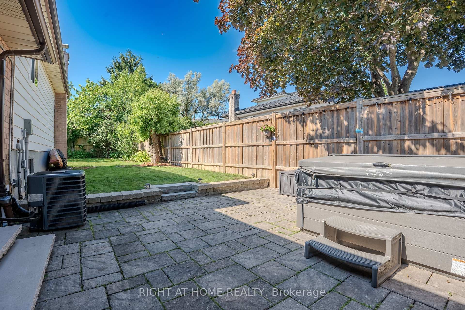 80 Chilton Drive photo 34