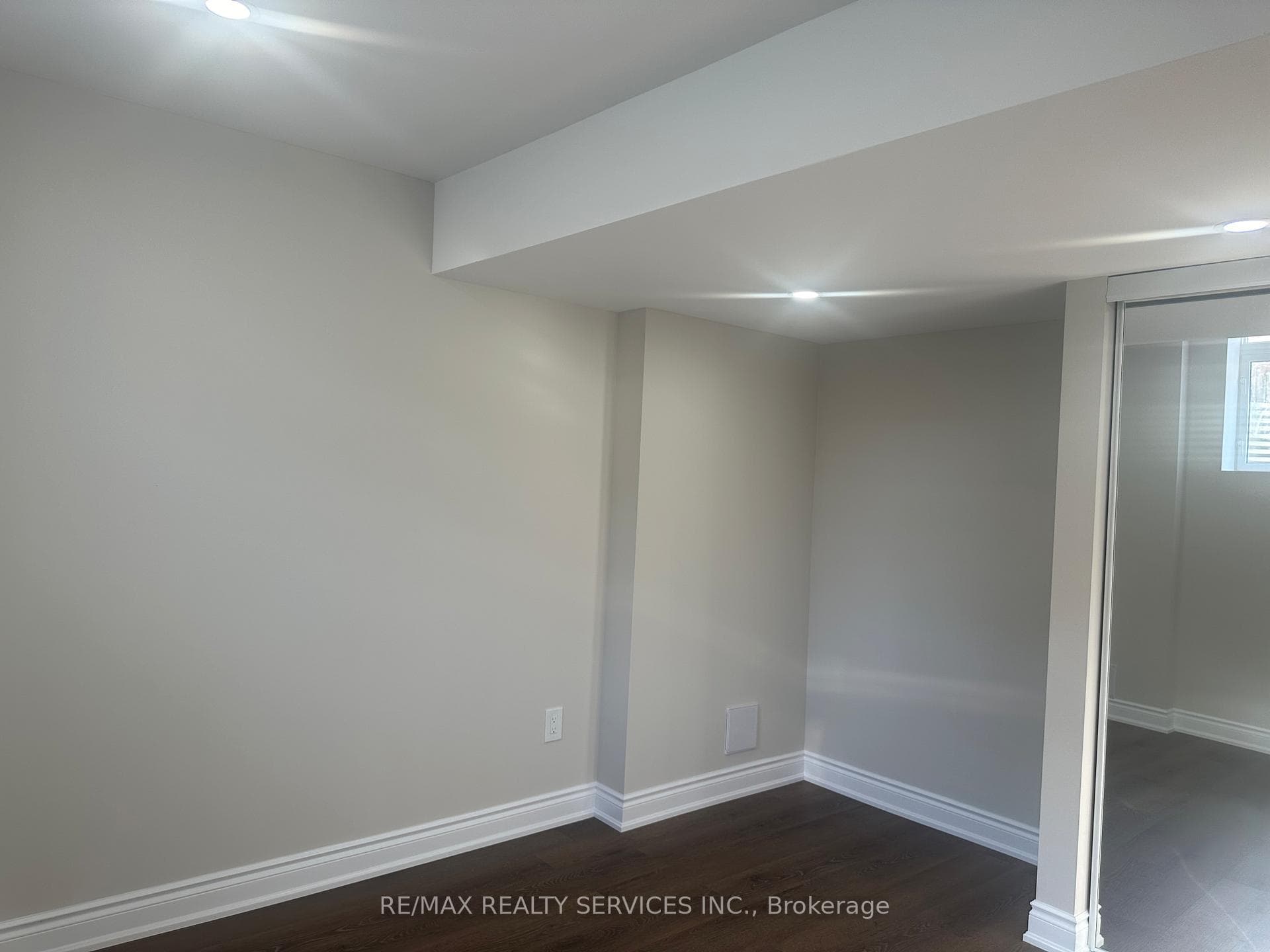 15 Powell Drive Unit Basement photo 9