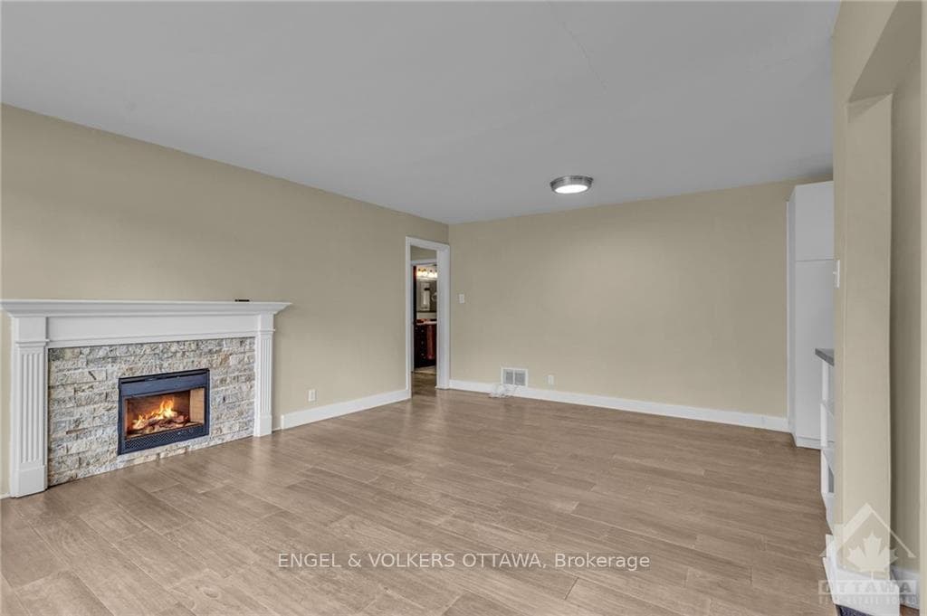 6036 PERTH Street photo 5