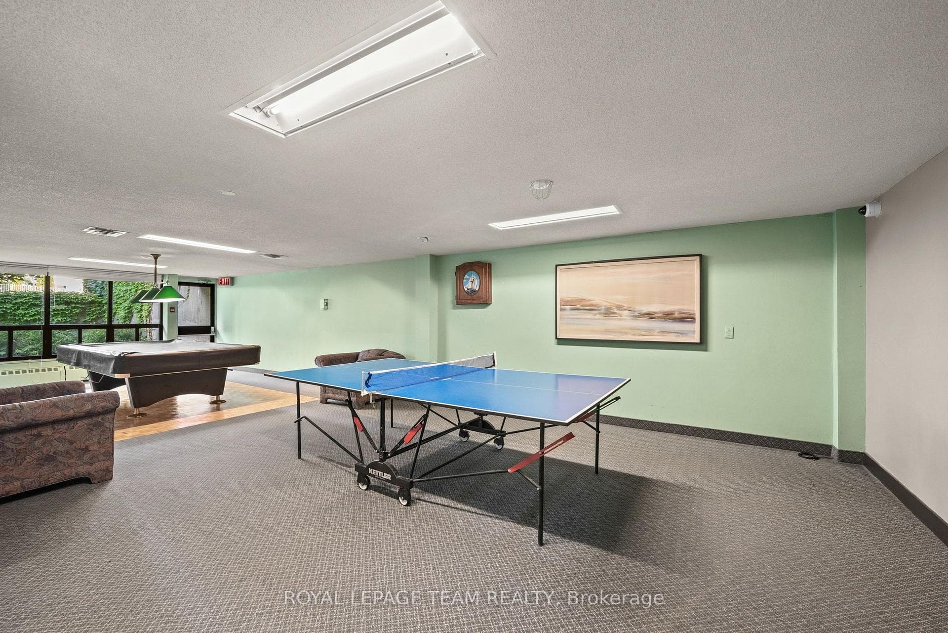 515 St Laurent Boulevard Unit 912 photo 39