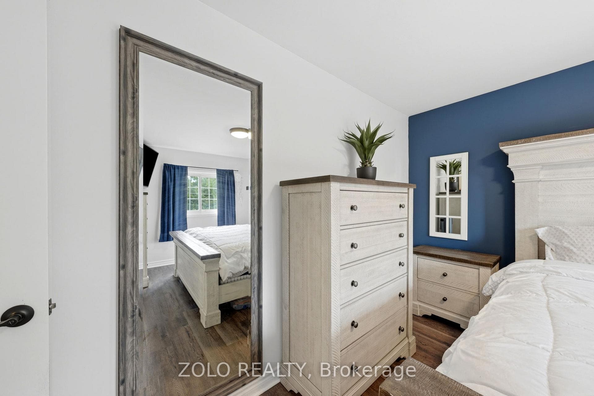 9406 WELLINGTON Rd 42 Road photo 17