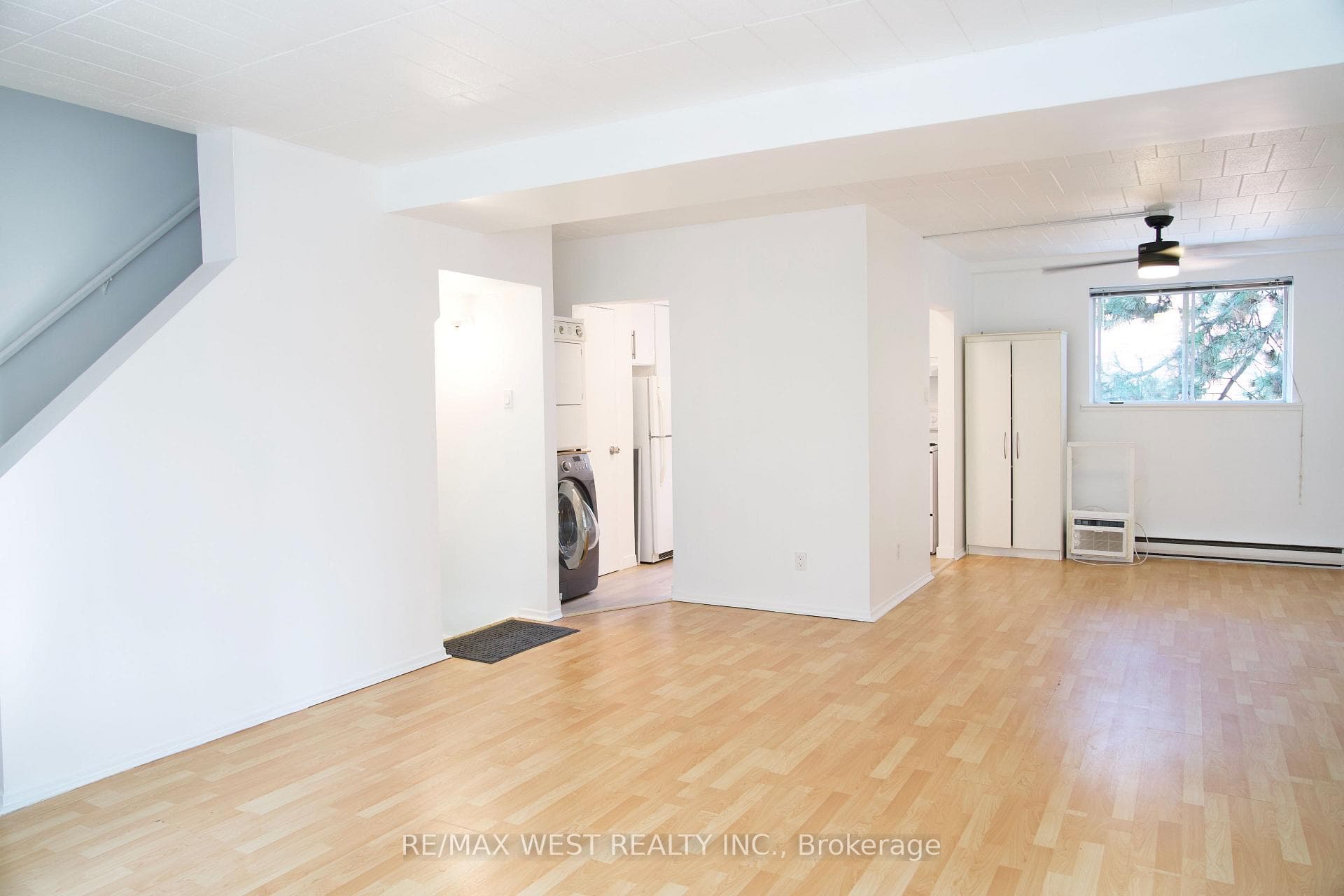244 Shuter Street photo 2