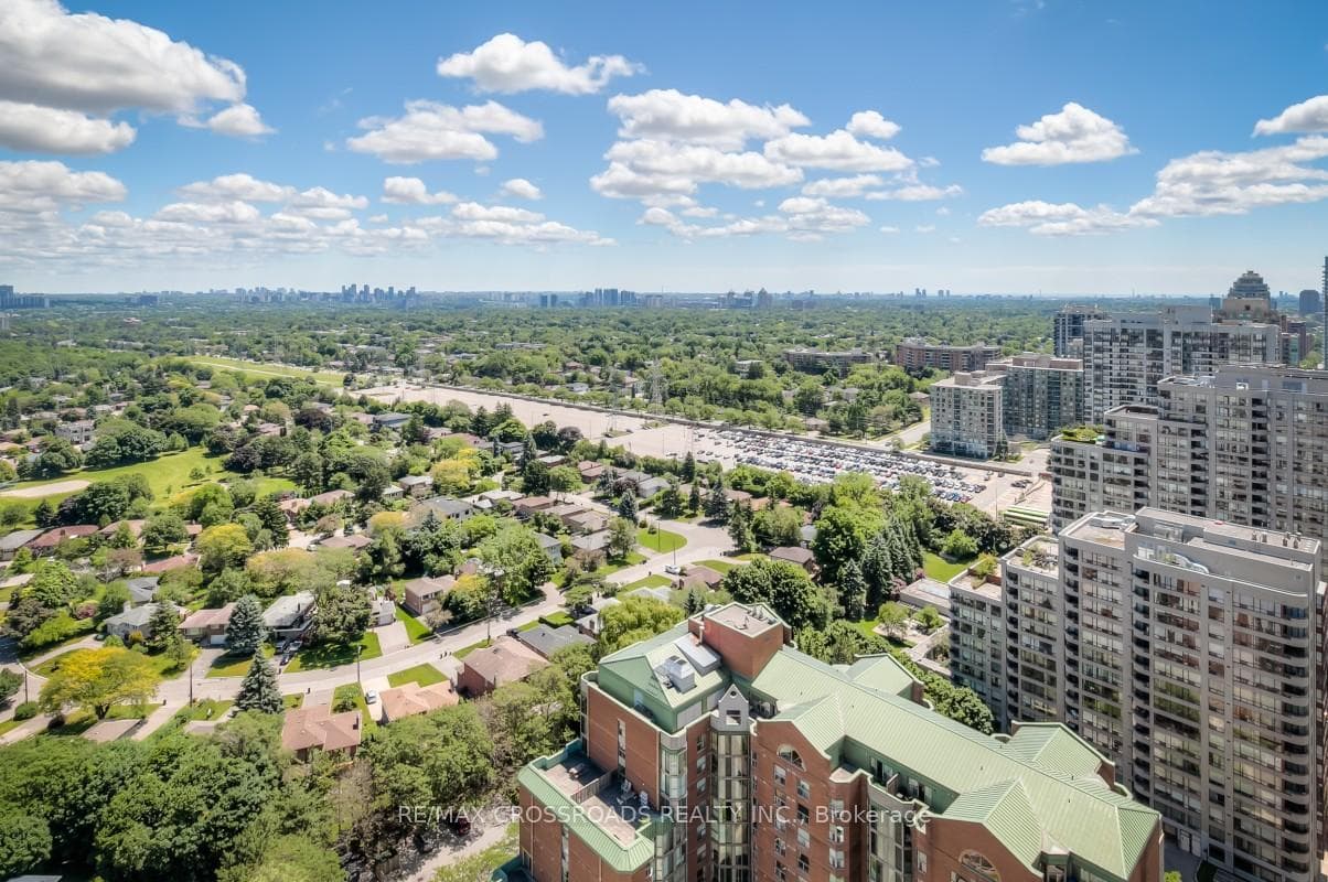 8 Olympic Garden Drive Unit 2803 photo 34