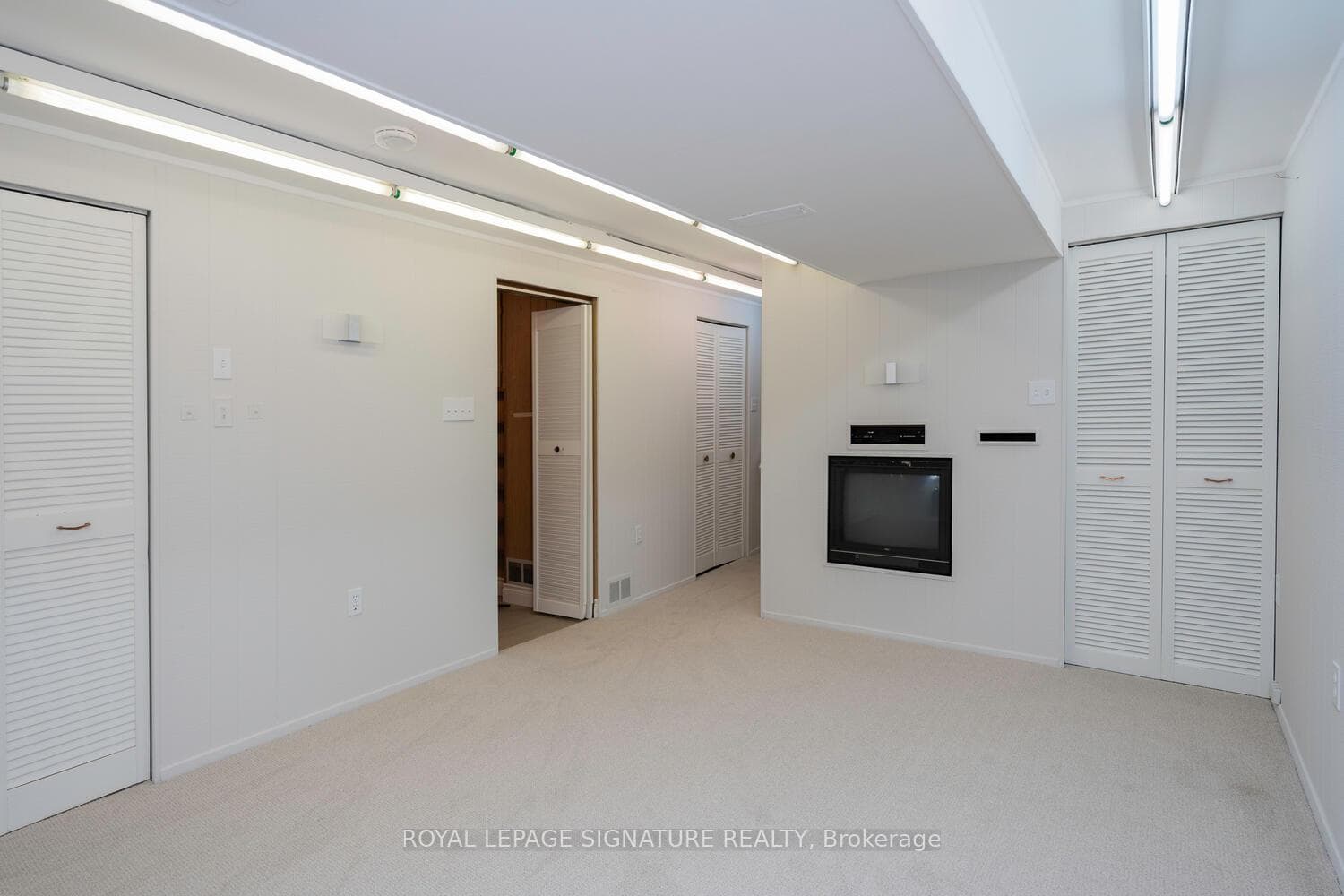 31 Bledlow Manor Drive photo 29