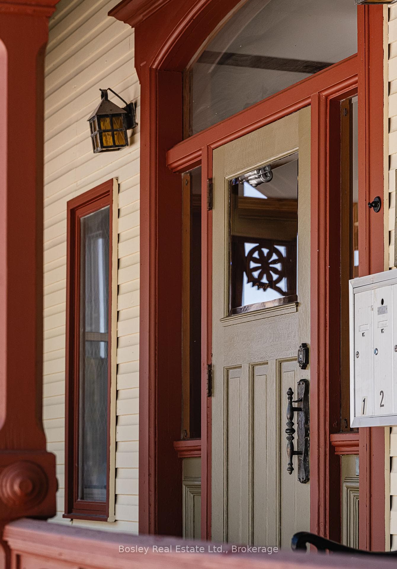55 Trowbridge Street photo 3
