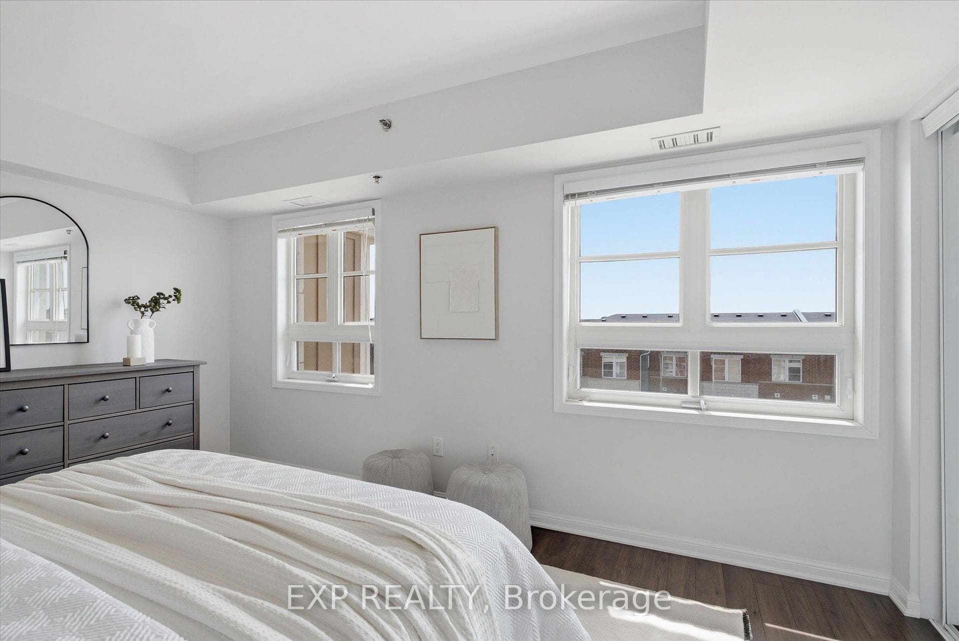 60 Baycliffe Crescent Unit 412A photo 15