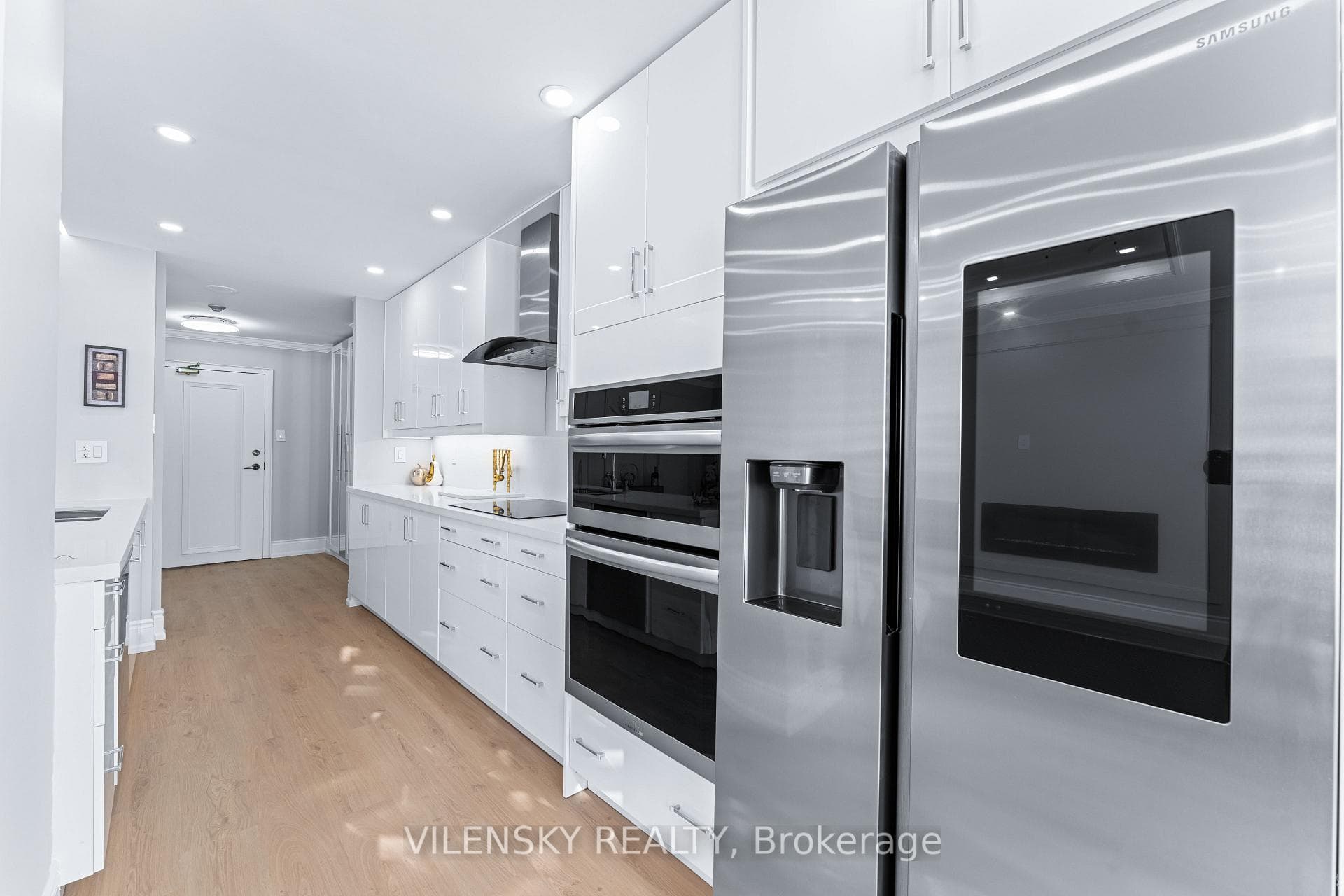 7 Townsgate Drive Unit 1808 photo 13