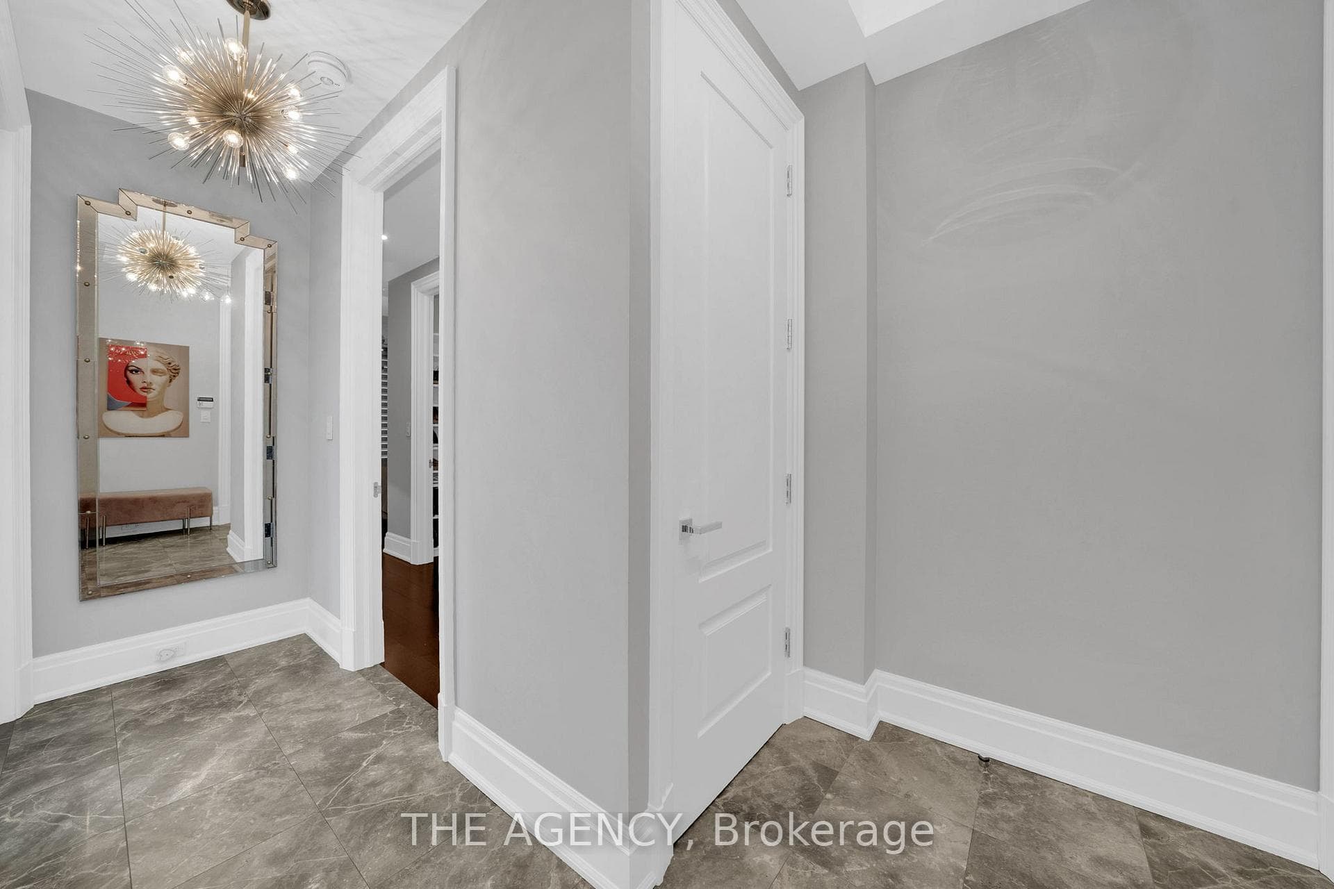 55 Scollard Street Unit 503 photo 5