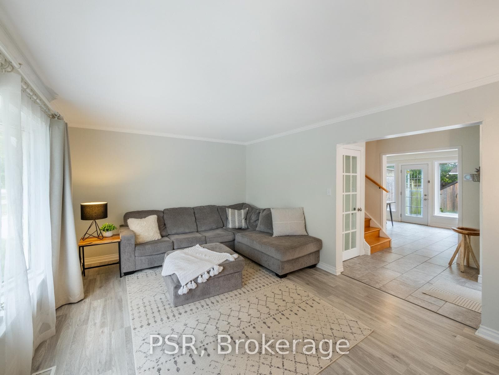 1158 Venus Crescent photo 15