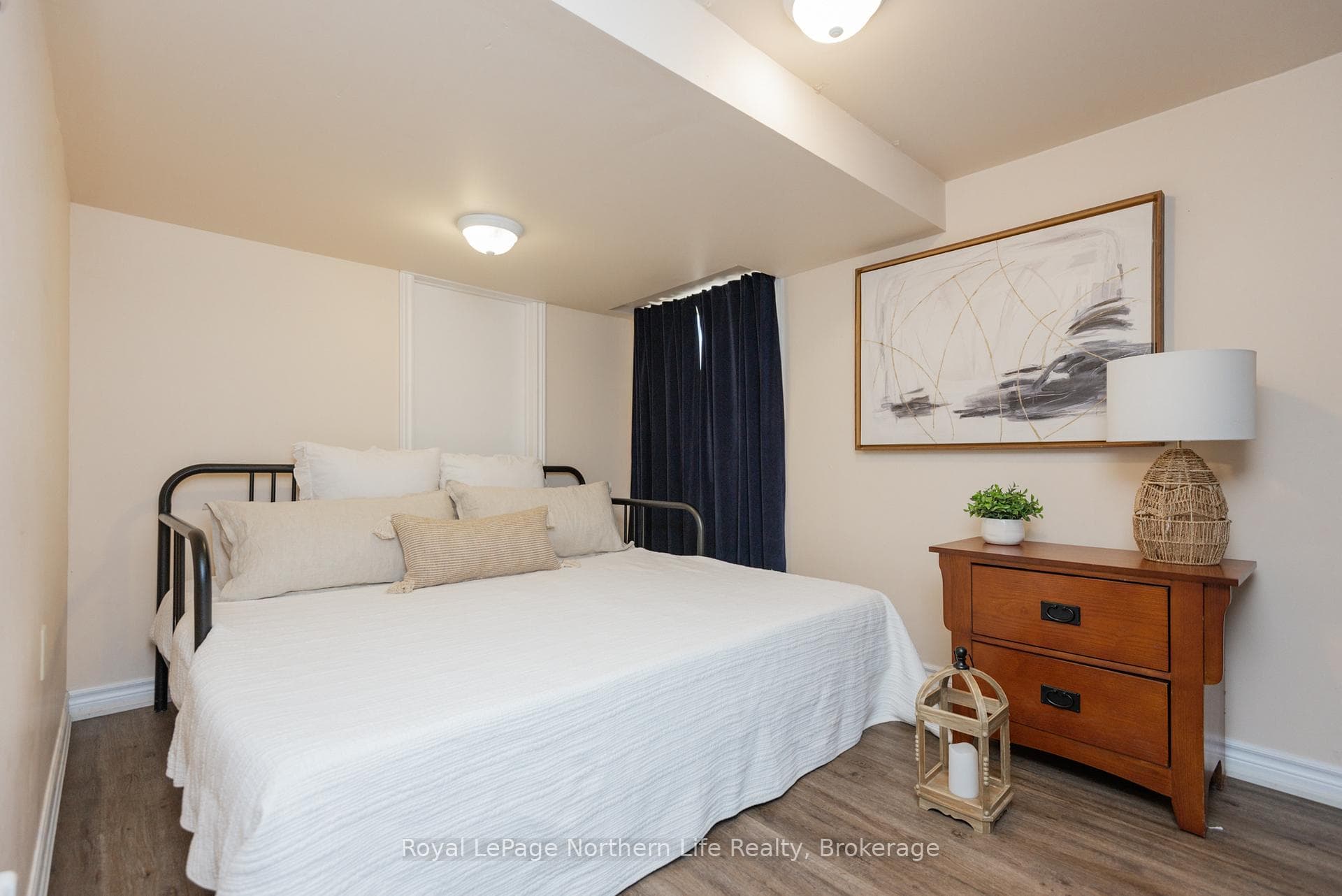 581 Banner Avenue photo 32