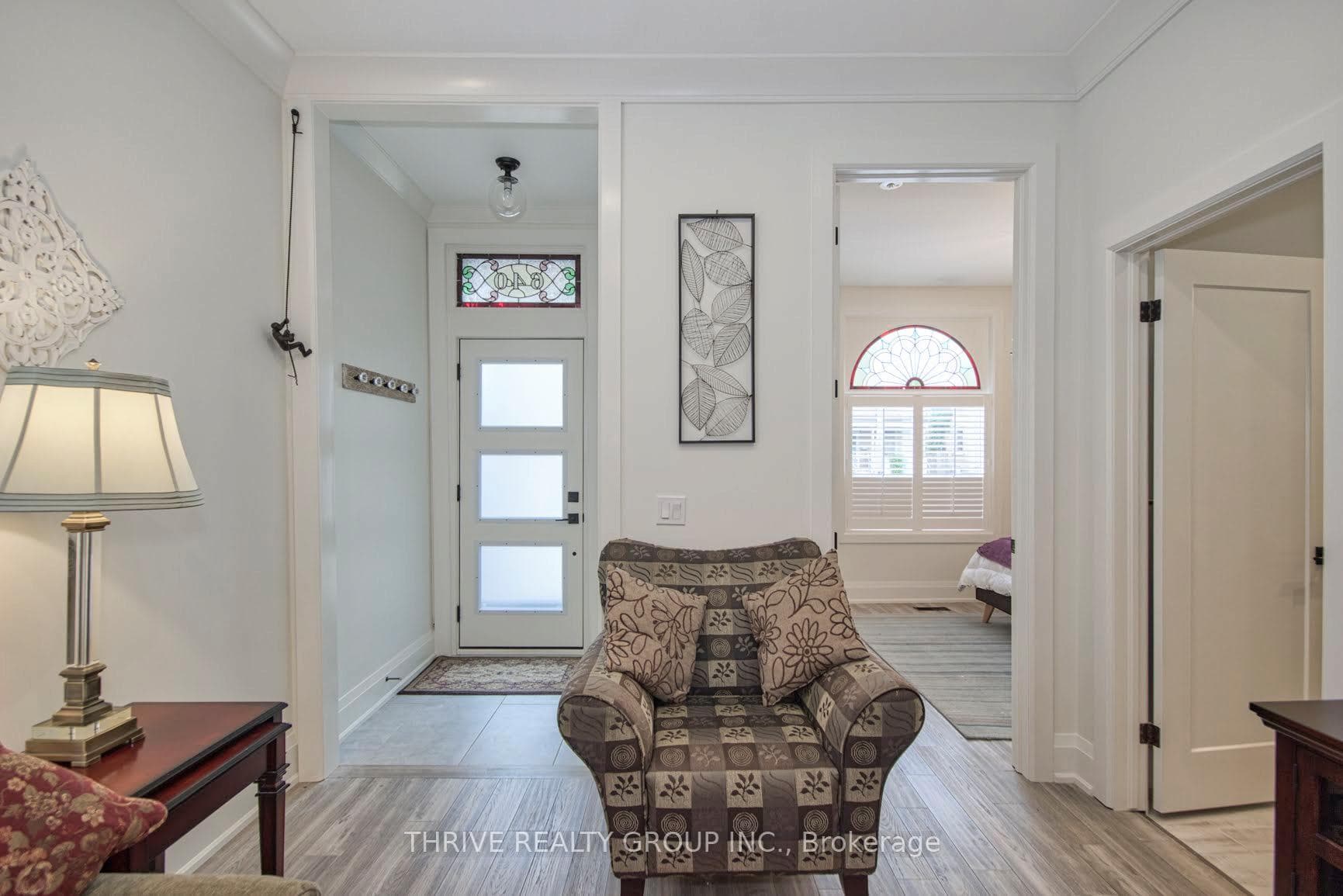 640 Princess Avenue photo 5