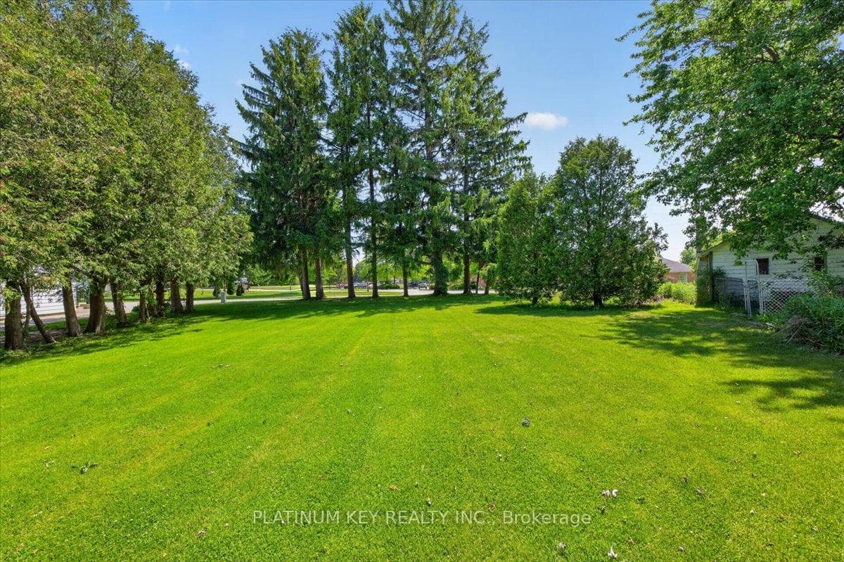 21996 Melbourne Road photo 11