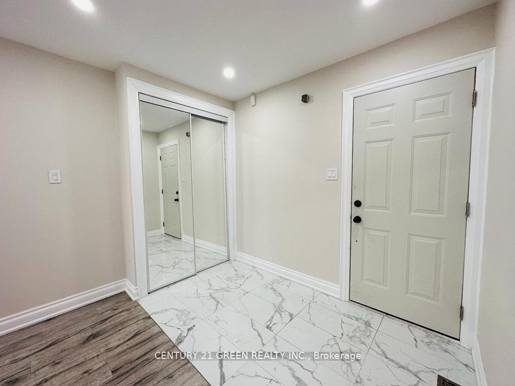 24 Sullivan Drive photo 7