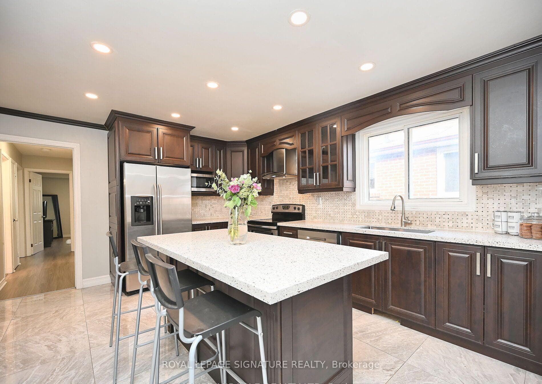 4 Royal Salisbury Way photo 4