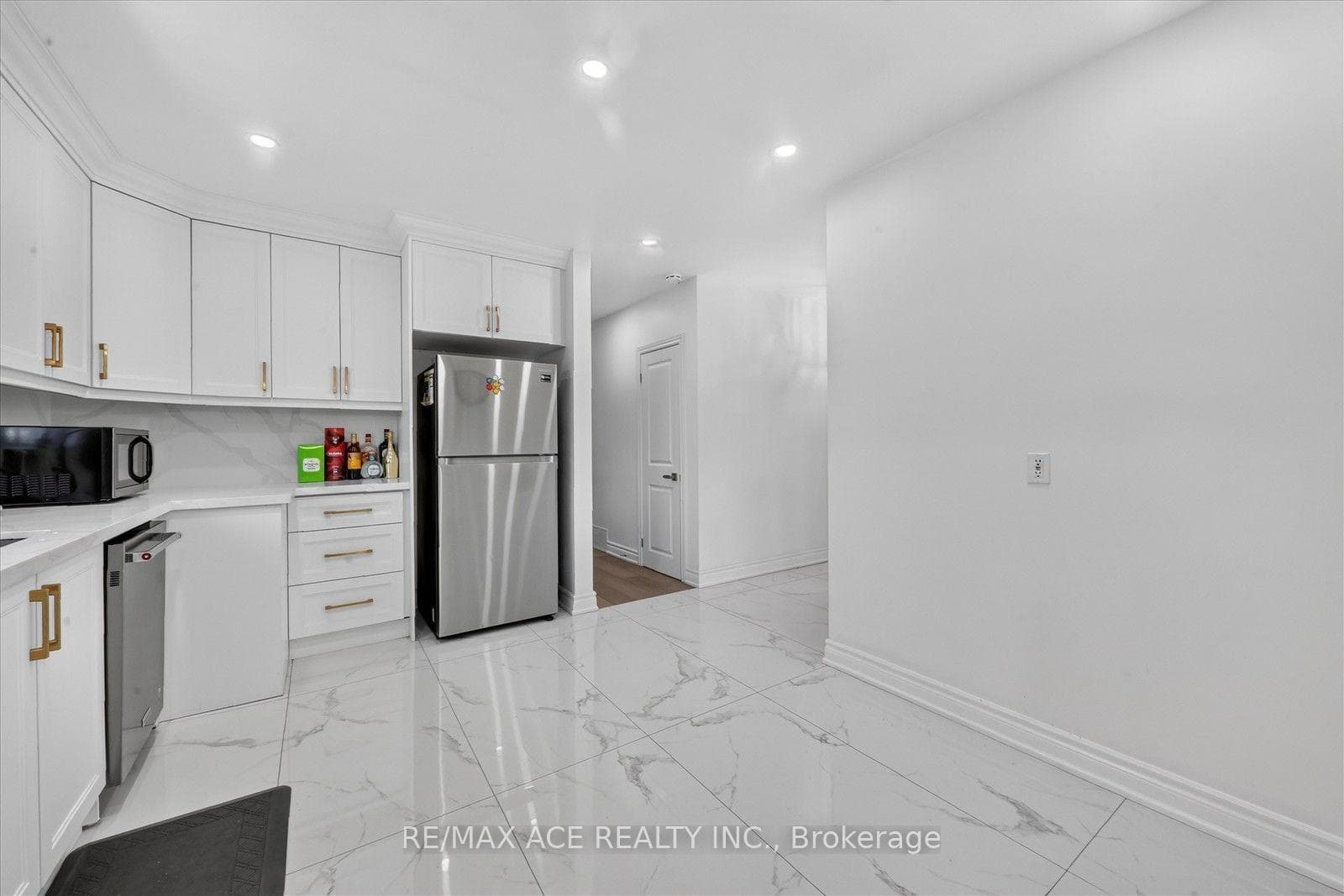 60 Chillery Avenue photo 15