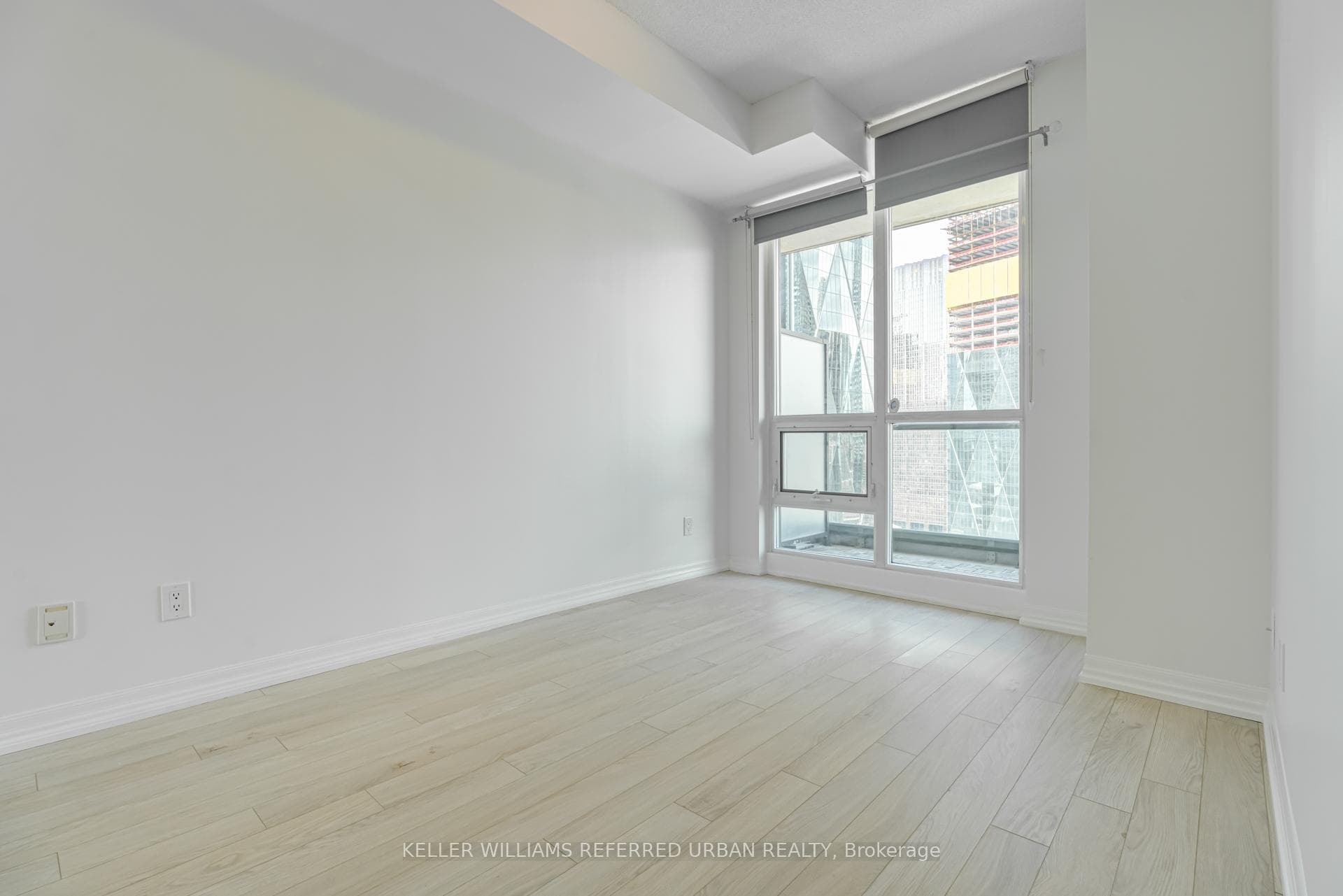 16 Yonge Street Unit 2404 photo 16
