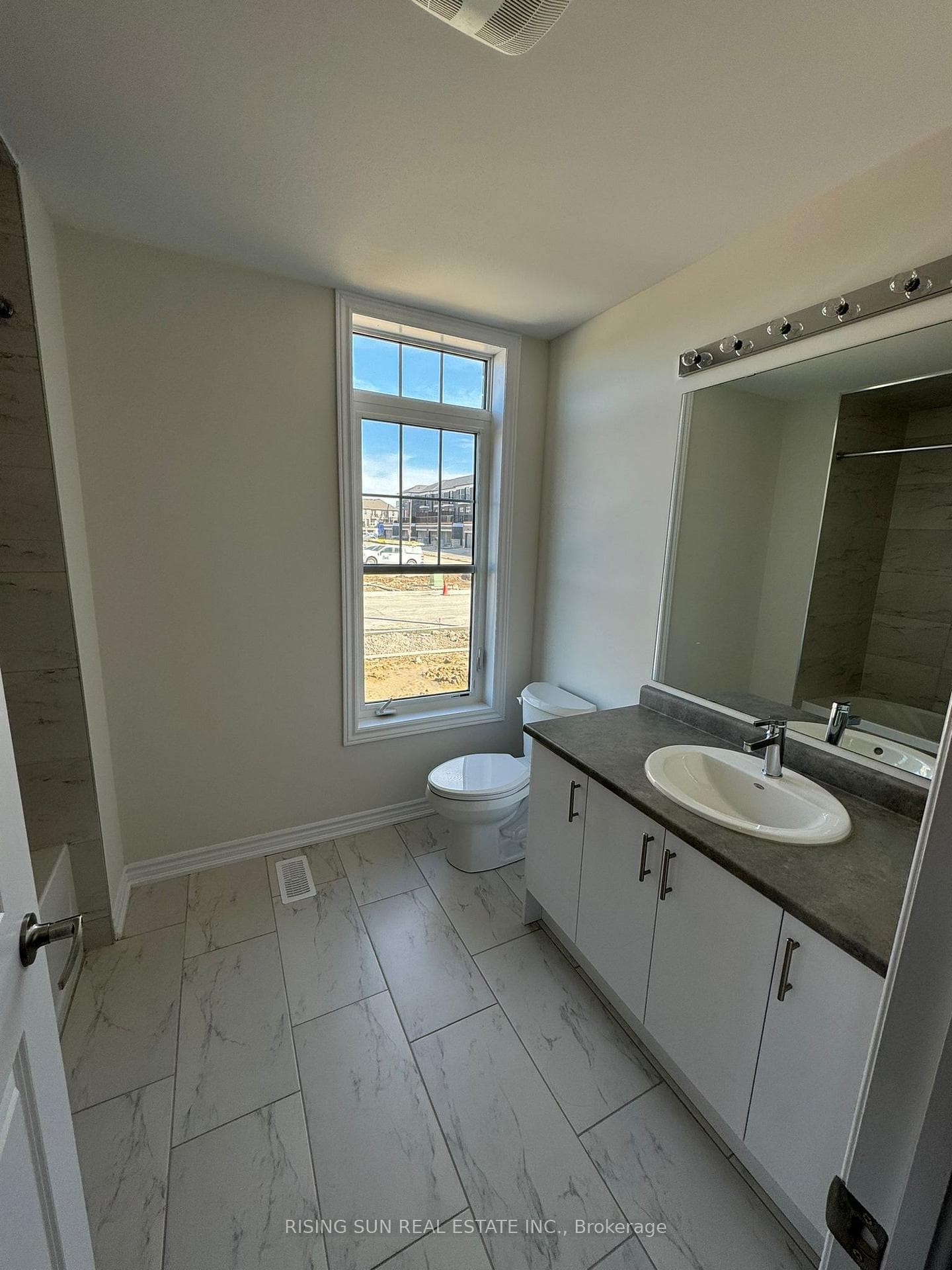 12332 Mclaughlin Road photo 22