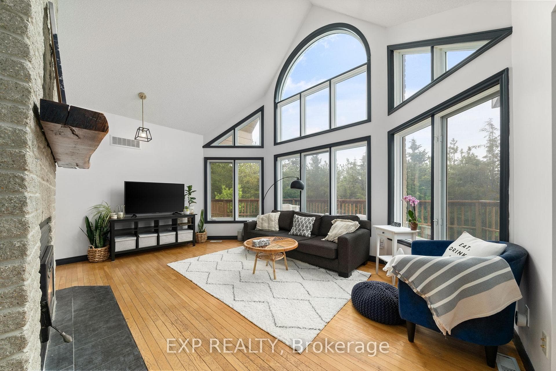275 Mill Street photo 6