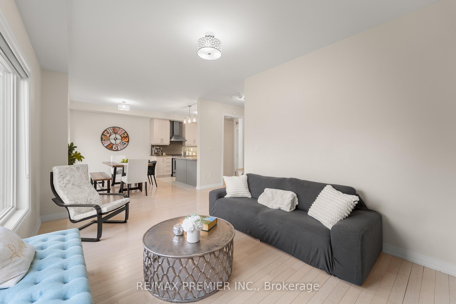 29 Oliana Way photo 9