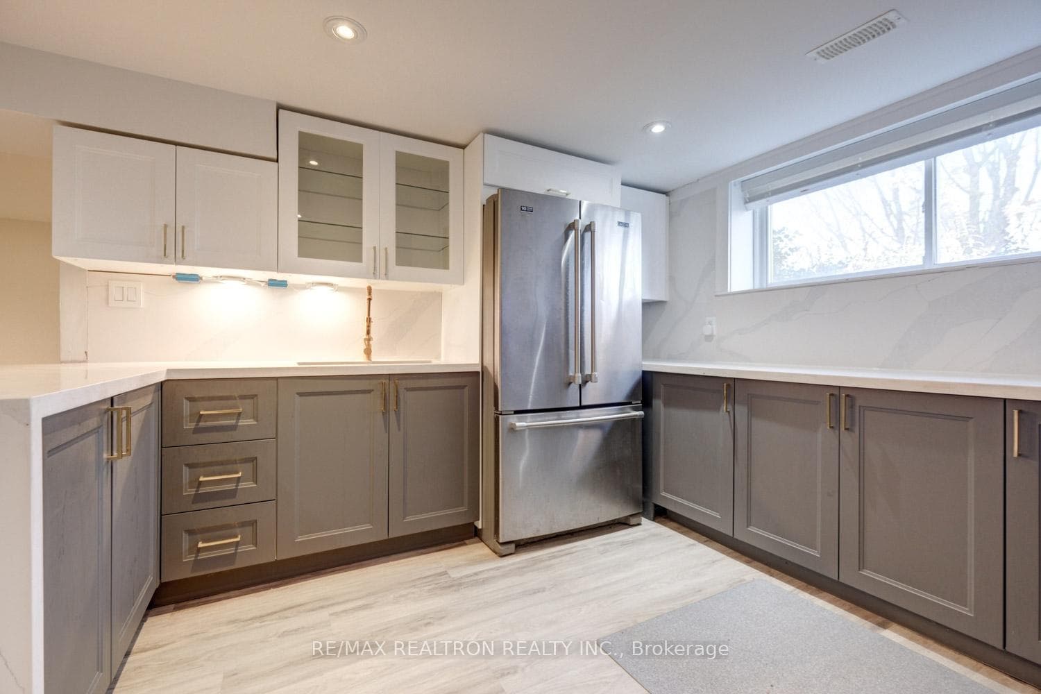 New kitchen