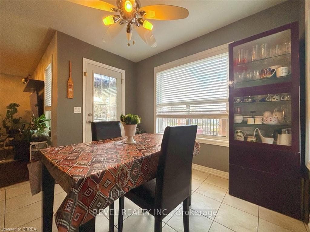 252 Berry Street photo 7