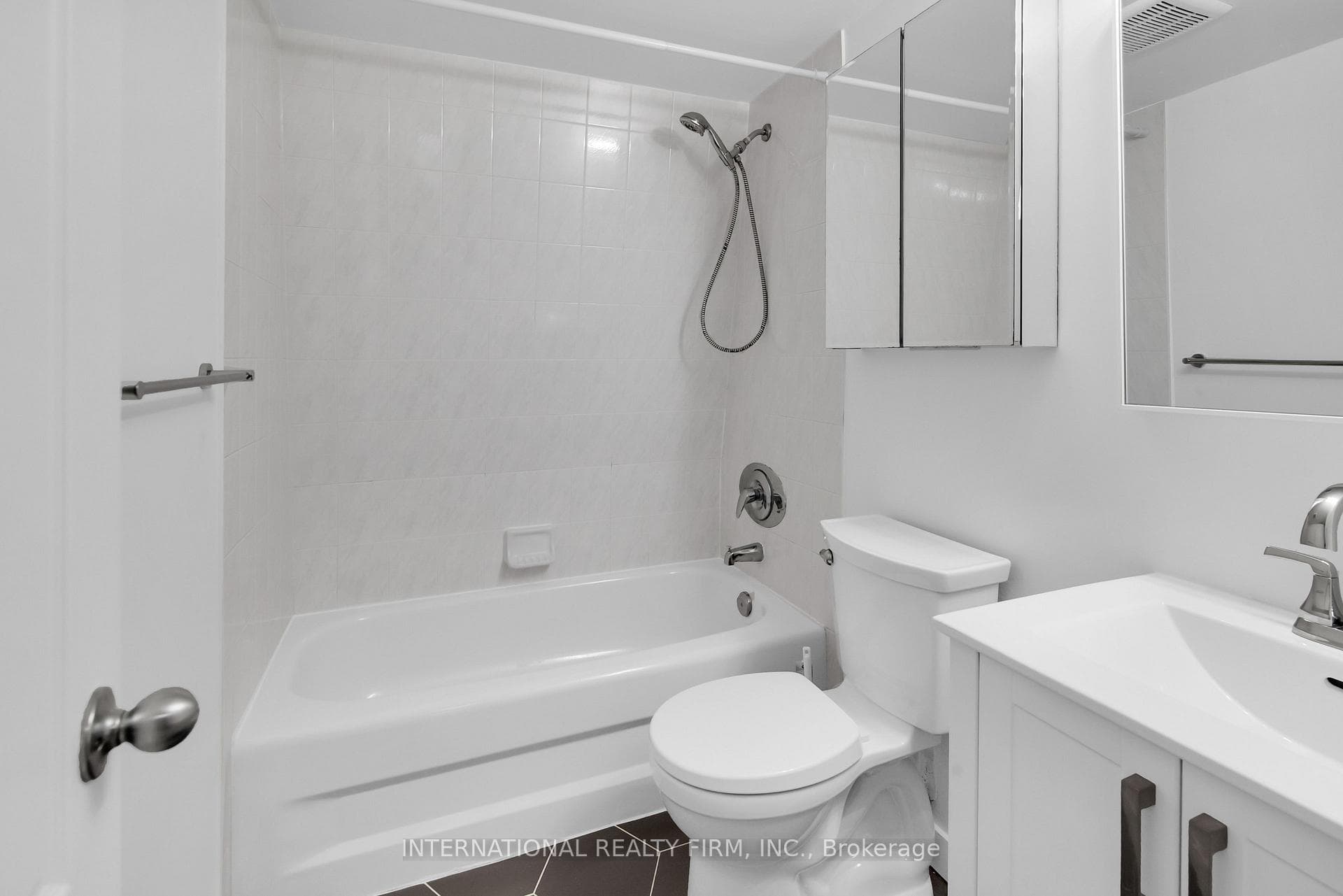 27 Sudbury Street Unit 2706 photo 14