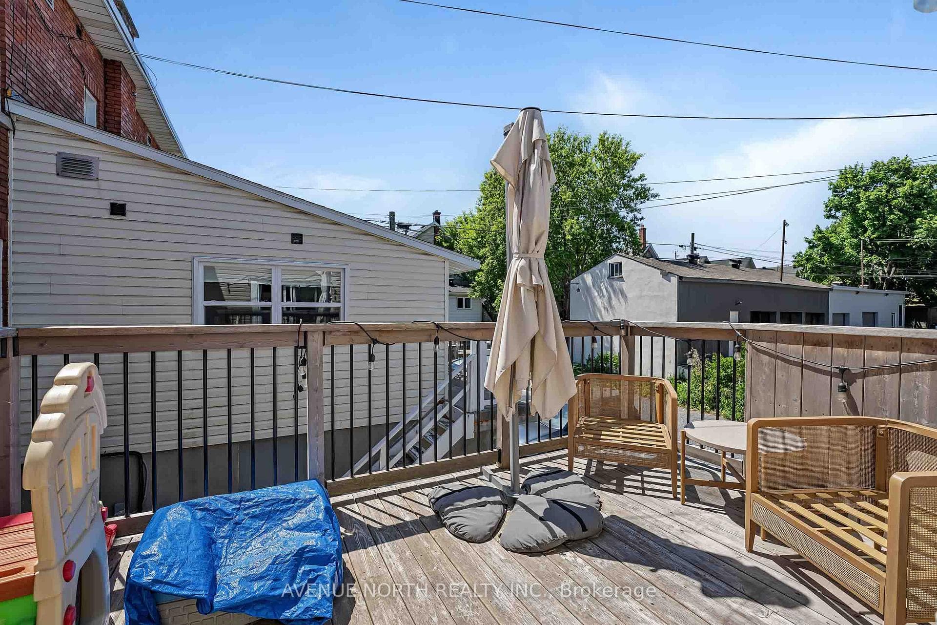 1091 Gladstone Avenue photo 22