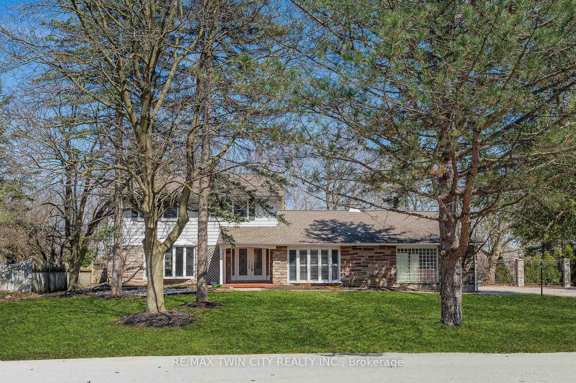 339 Green Acres Drive photo 6