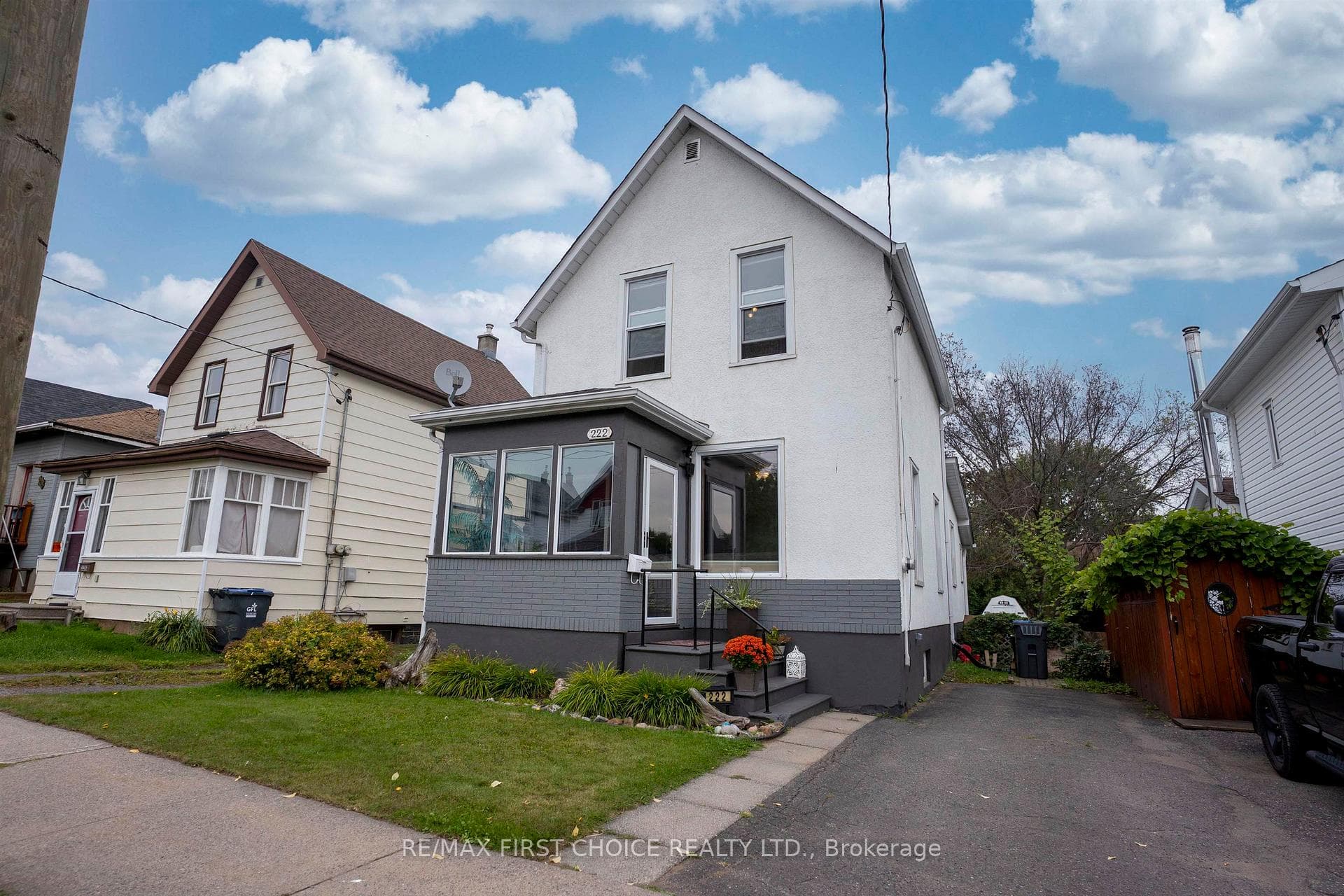 222 Wolseley Street photo 36